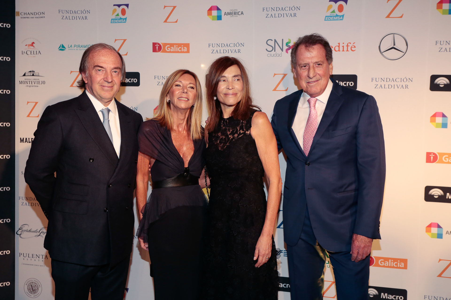 Roberto y Estela Zaldivar junto a Jorge Brito y su mujer