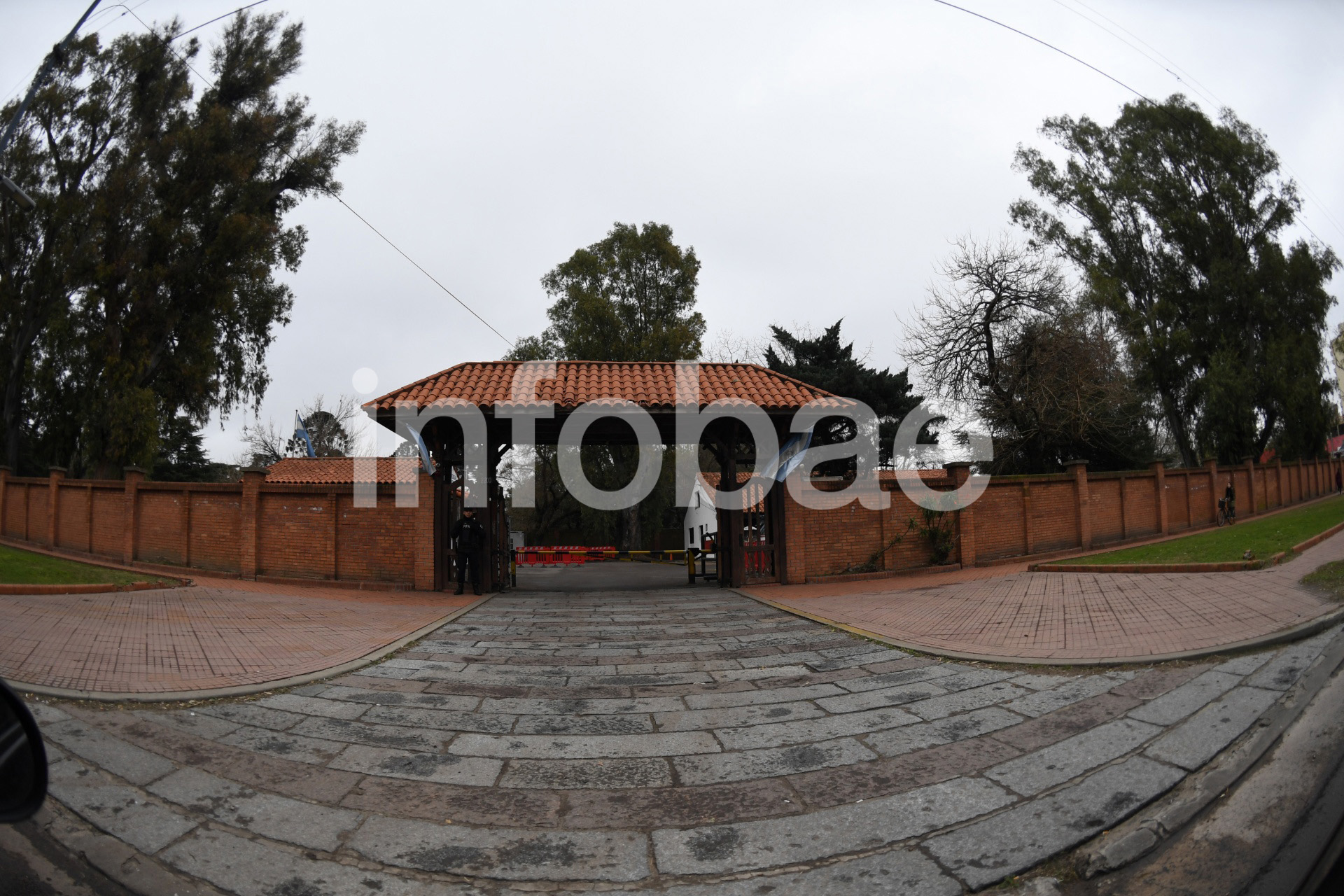 1. Residencia Olivos (Vicente López): según los cuadernos del chofer Oscar Centeno, el 20 de julio de 2010, Néstor Kirchner y Roberto Baratta se reunieron en la residencia presidencial para discutir “la recaudación de los miércoles” (Fotos: Nicolás Stulberg)