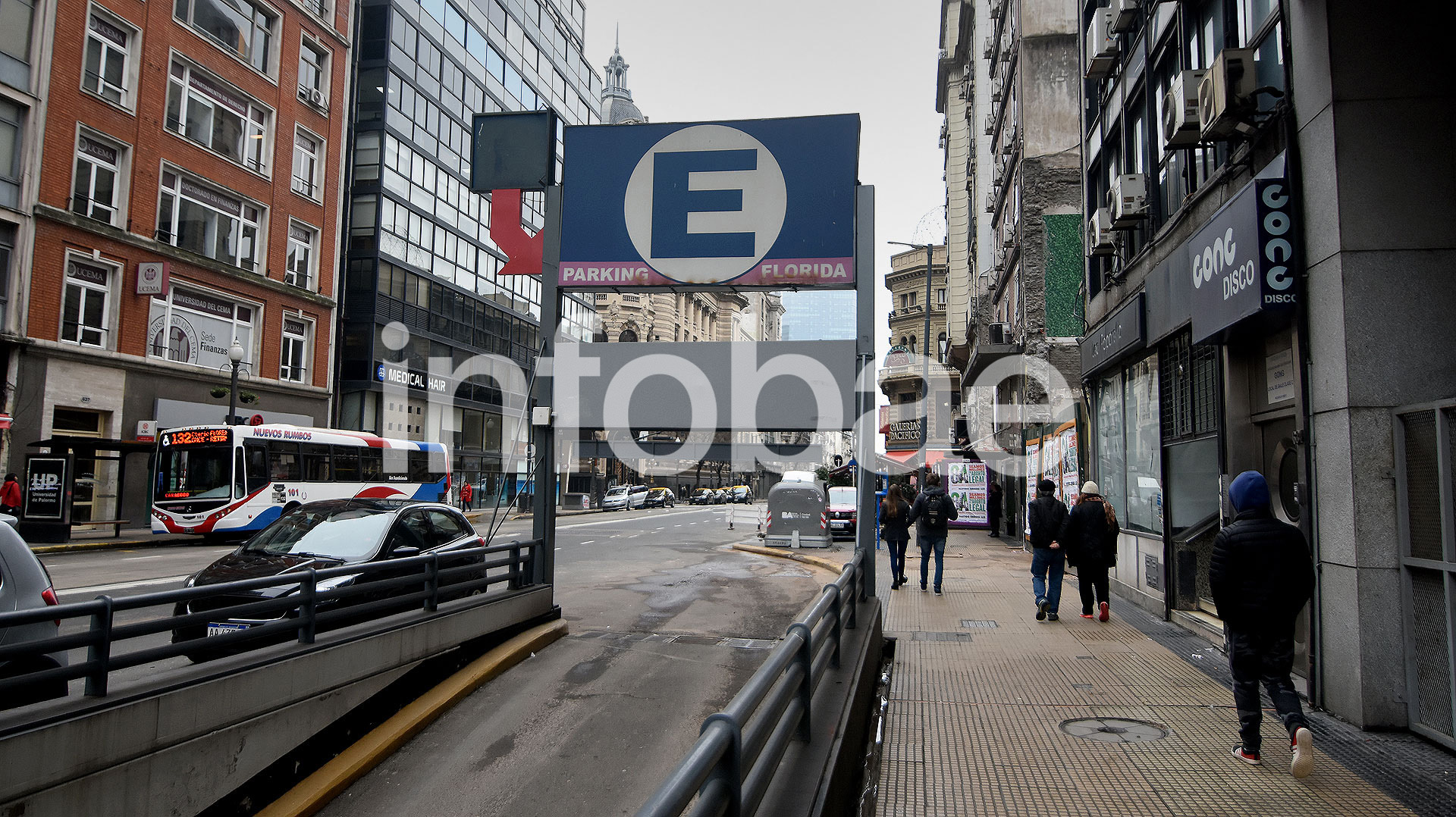 21. El estacionamiento de la Avenida Córdoba donde se hicieron pagos a Baratta