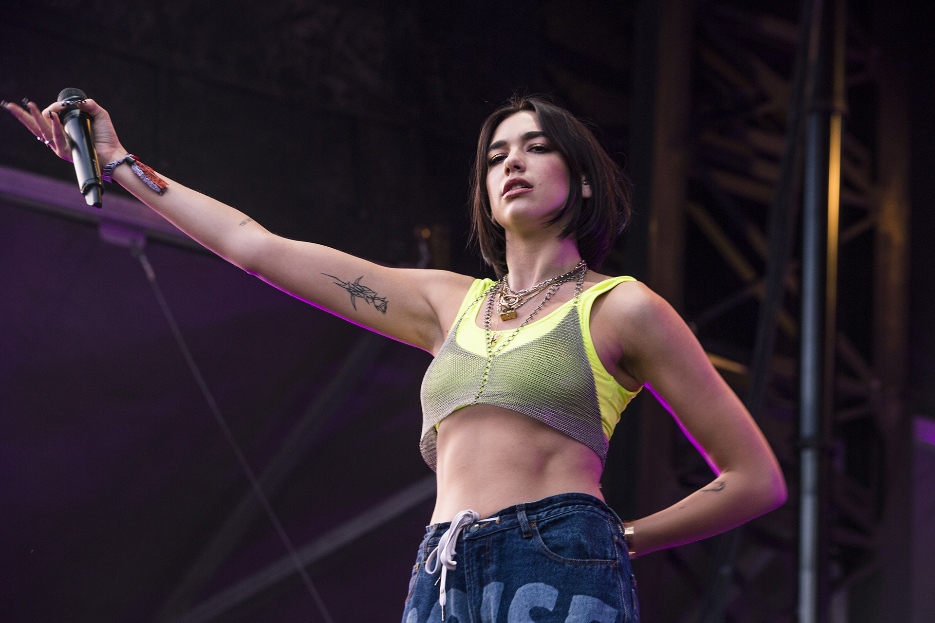 Dua Lipa dio un show impresionante.