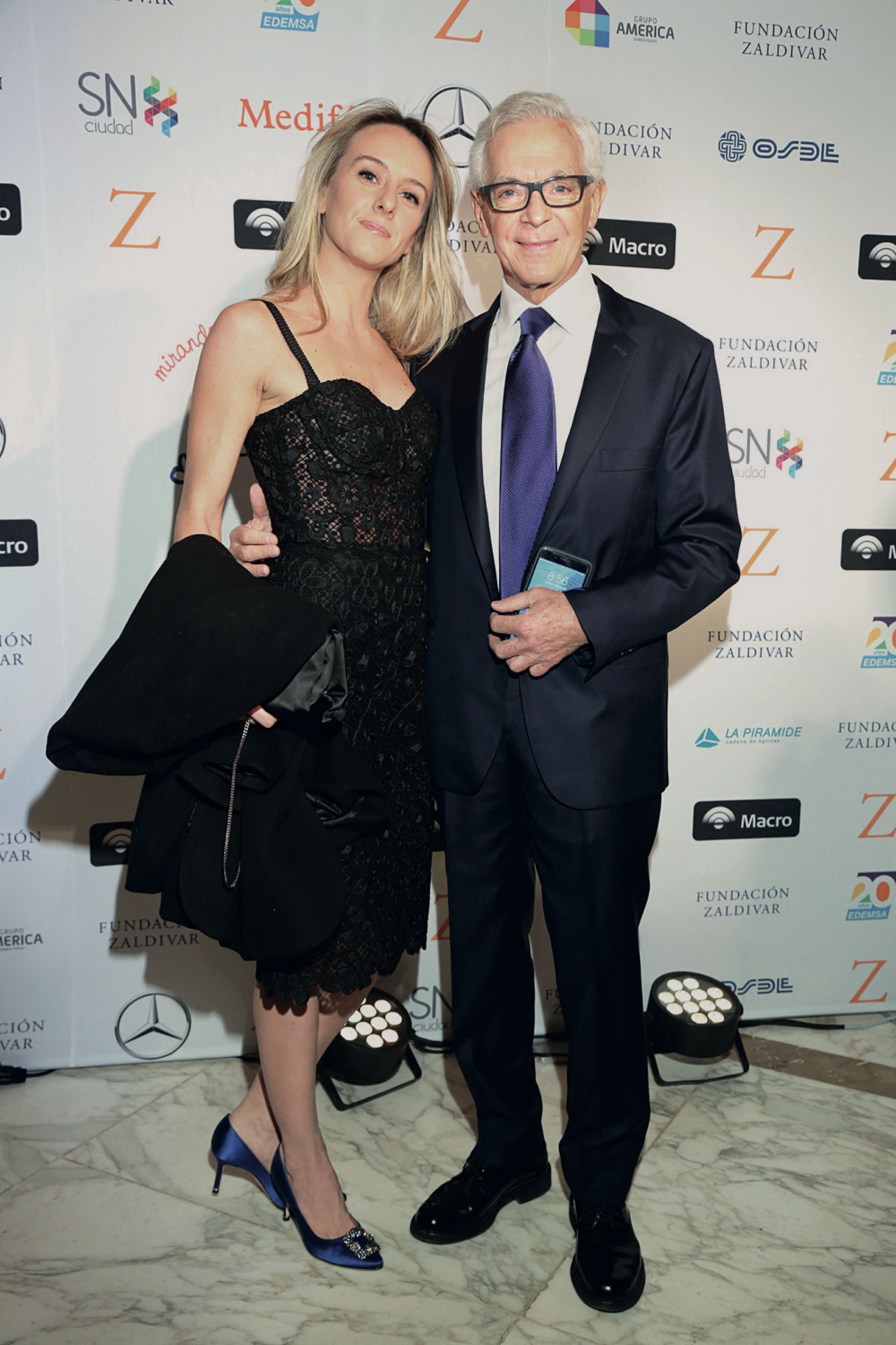 Eduardo Costantini y su pareja, Estefanía Daneri.
