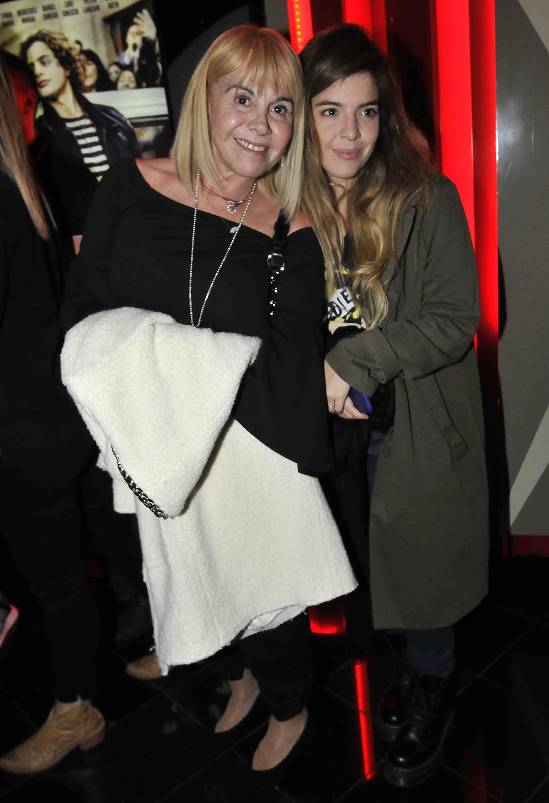 Dalma Maradona y Claudia Villafane (Teleshow)