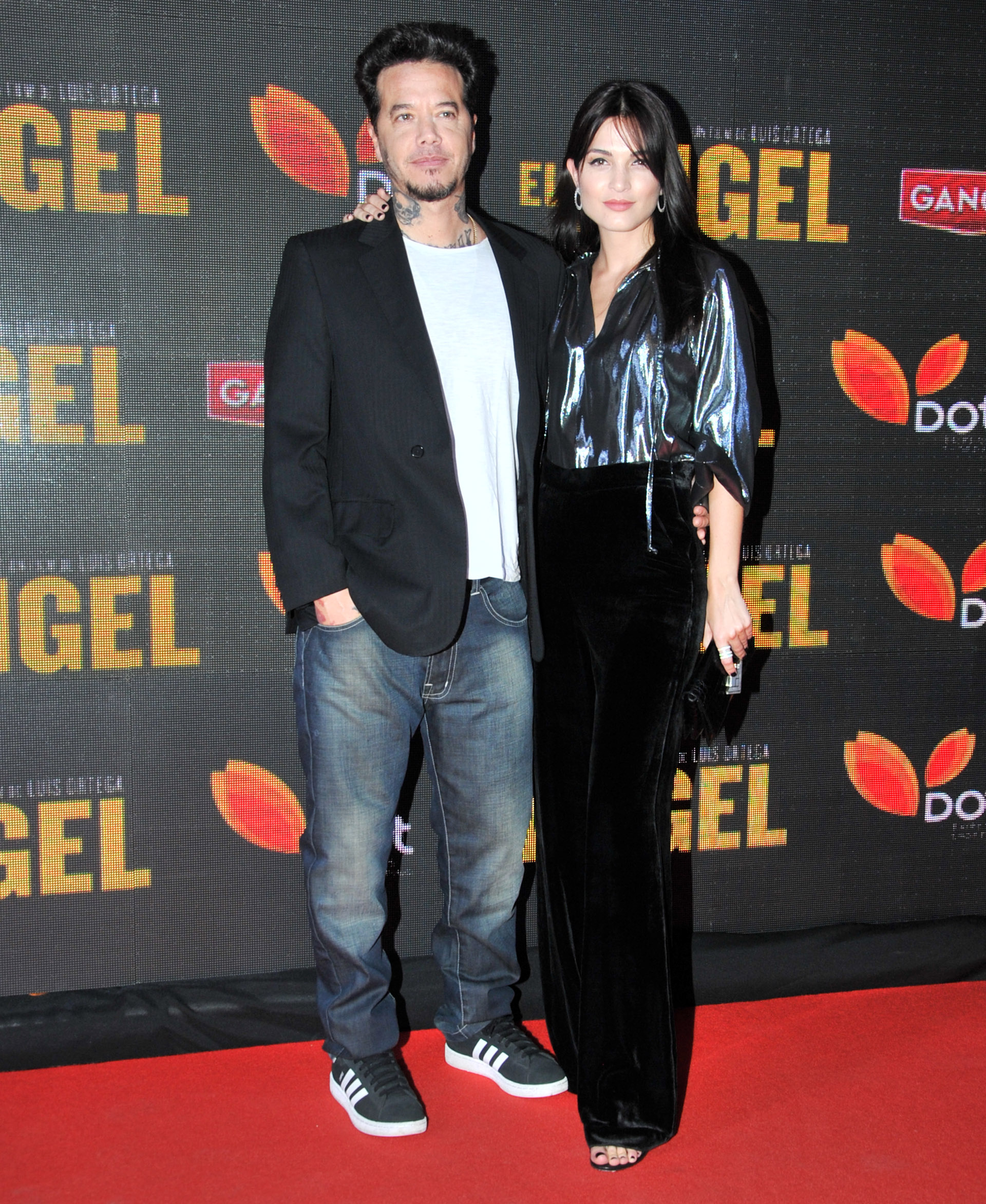 Sebastián Ortega y su novia Carla Moure