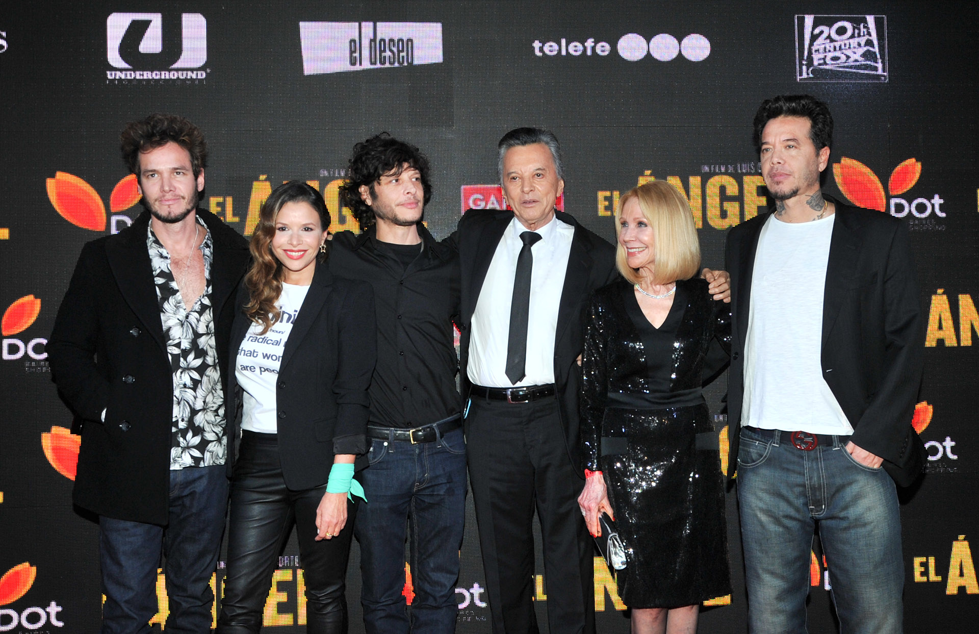 El clan Ortega presente: Emanuel, Julieta, Luis, Palito, Evangelina y Sebastián