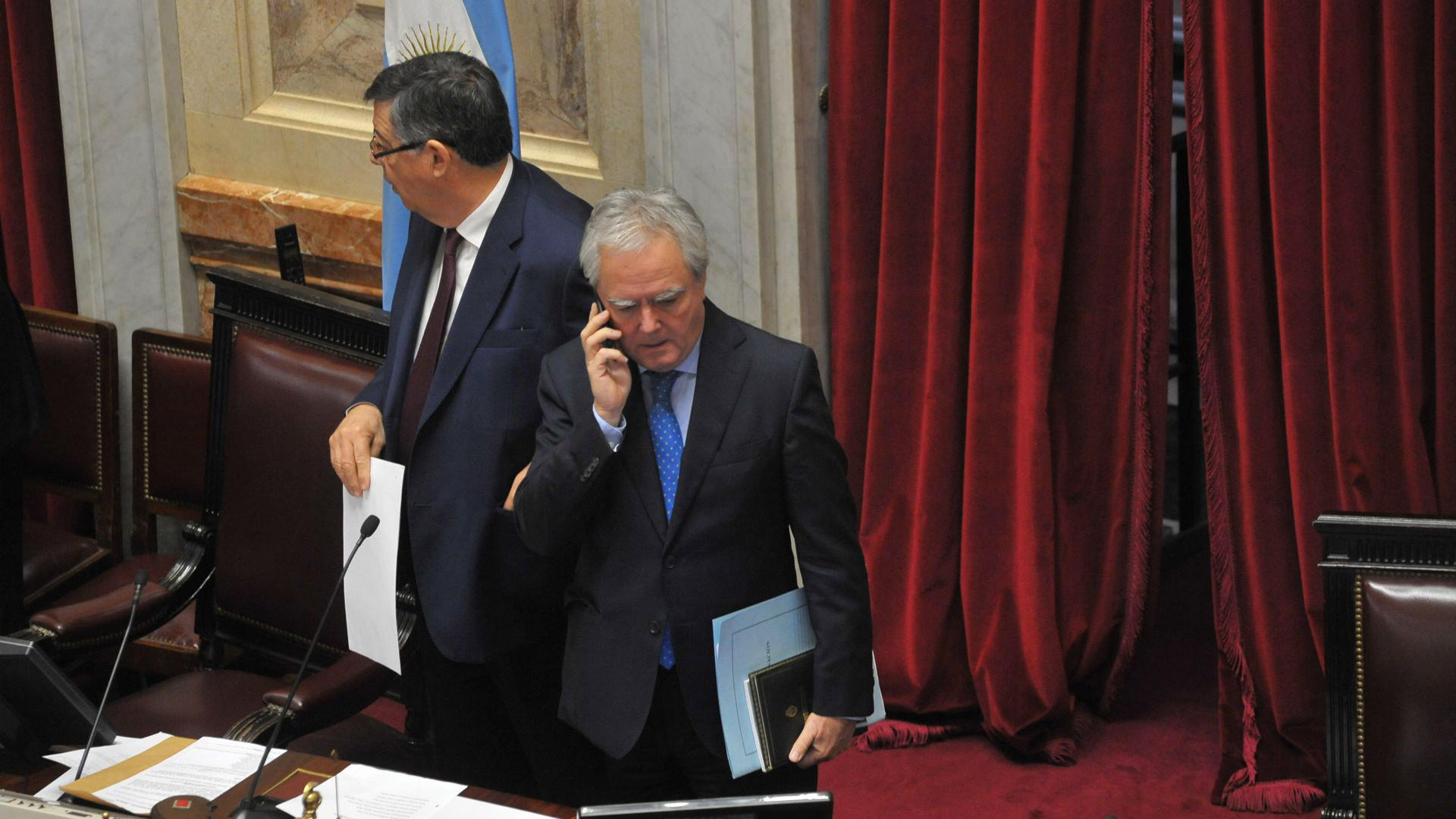 El senador Federico Pinedo en el inicio de la sesión