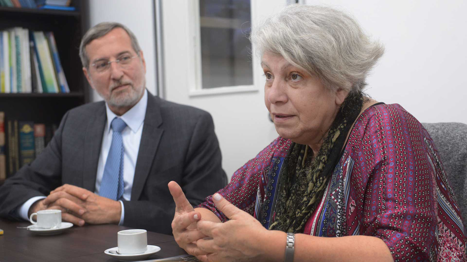Elena Maceiras, junto a su colega brasileño de la ABACC, Marco Marzo. Foto: Fernando Calzada.