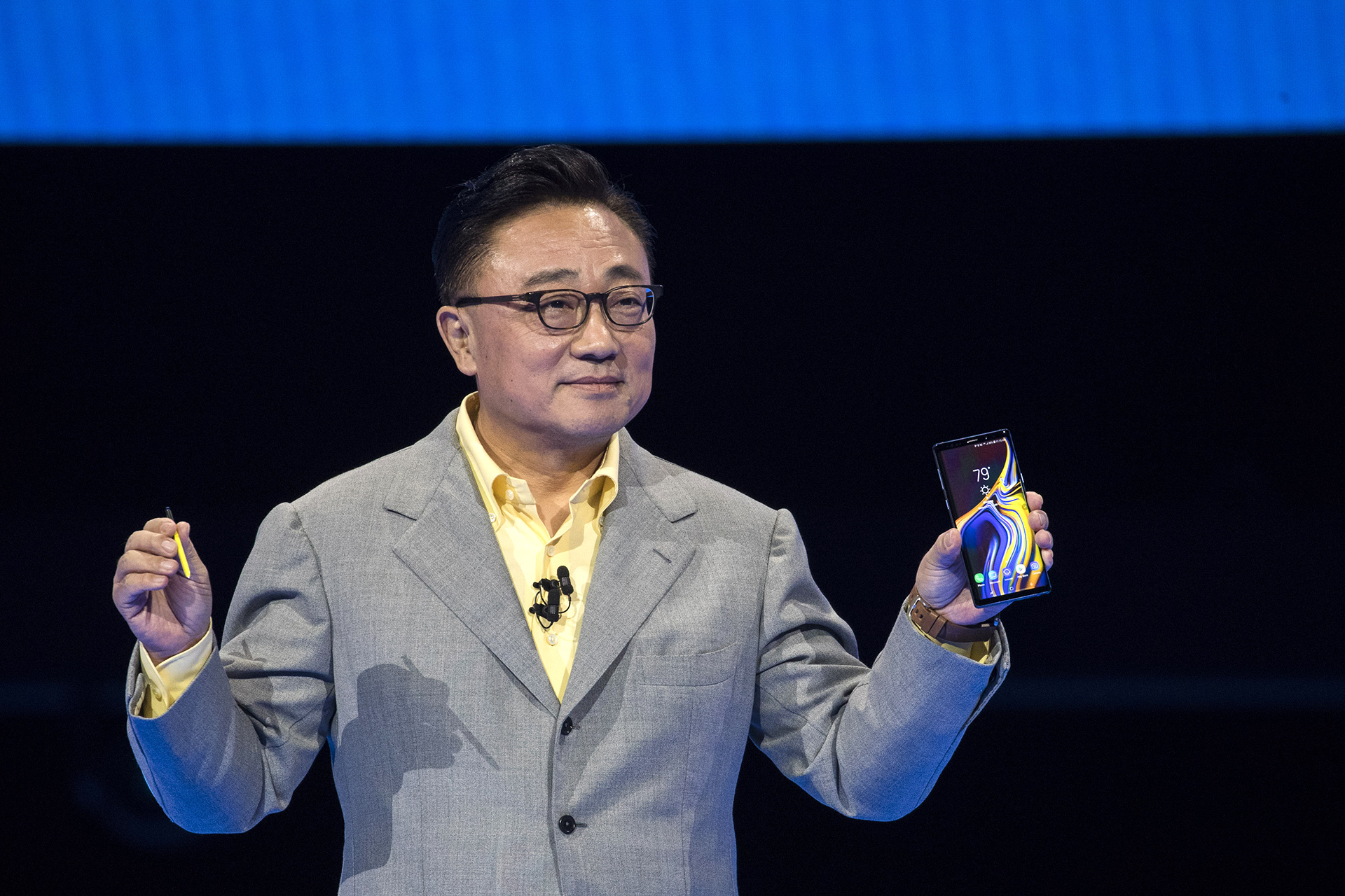 El Note 9 tiene una pantalla rectangular Super AMOLED (diodo orgánico de emisión de luz) de ángulos redondeados de 6.4″ (Drew Angerer/Getty Images/AFP).