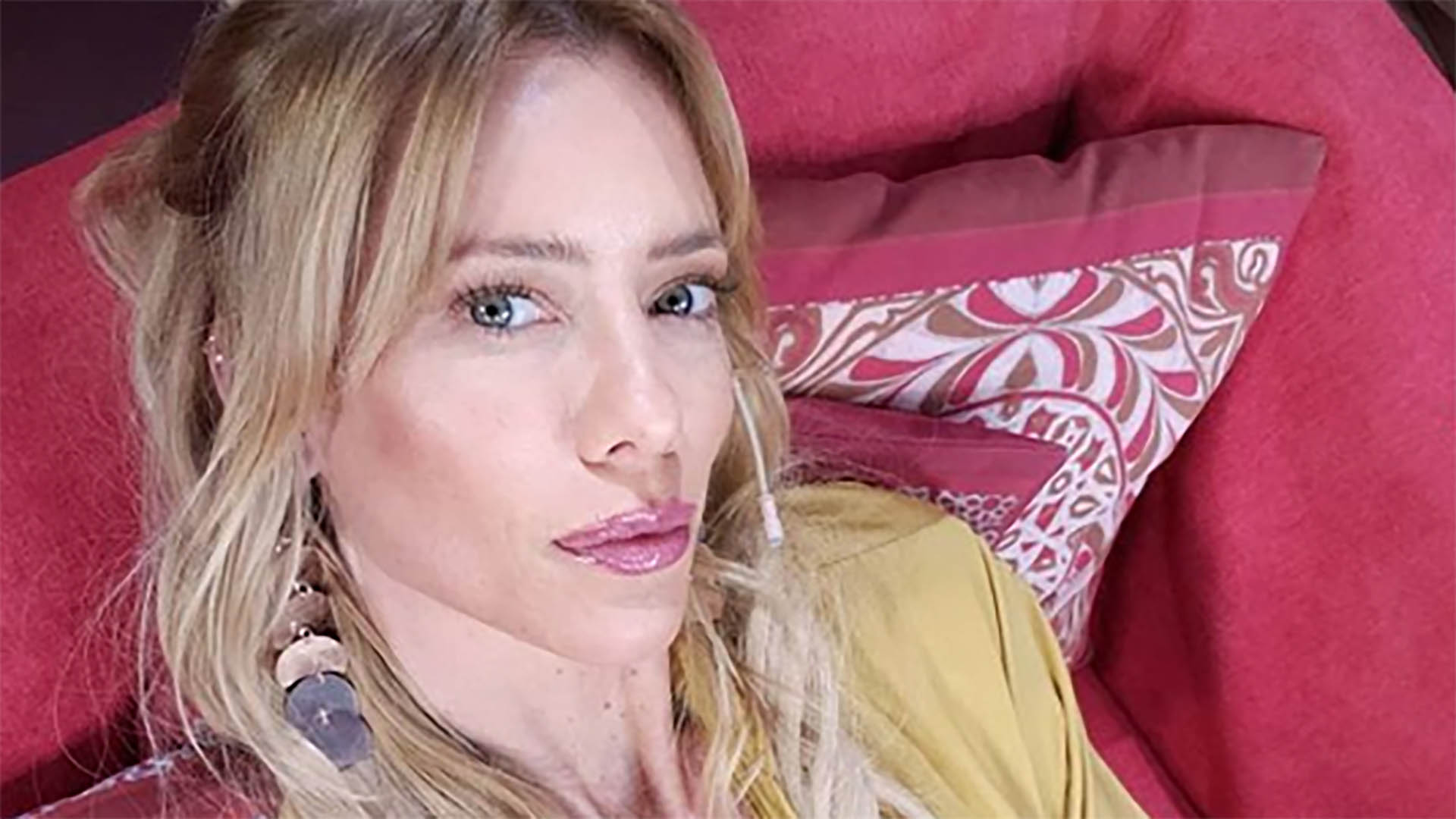 En 1996 integró el elenco de la telenovela “906090 Modelos”