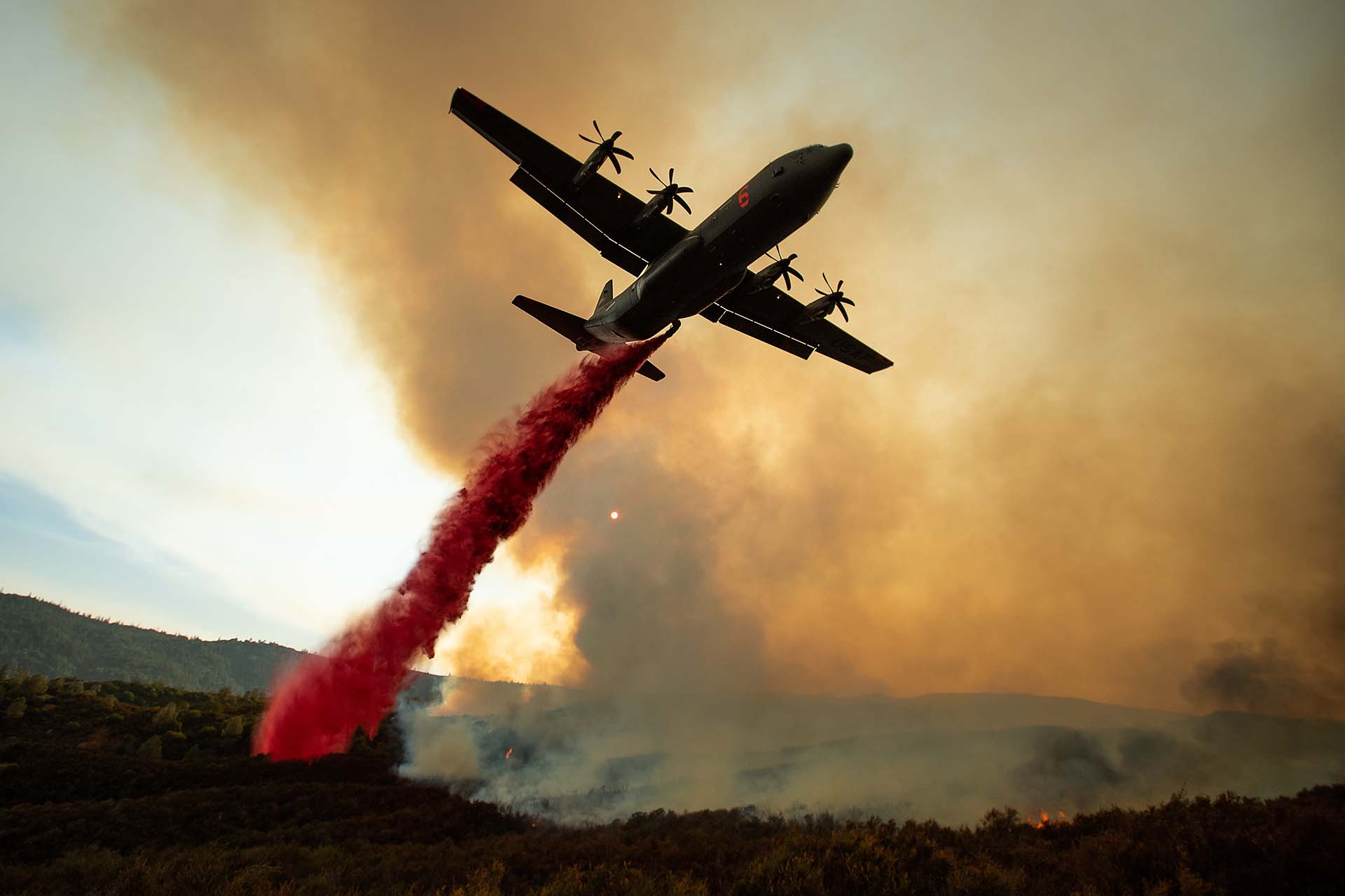Los incendios de gravedad en California son cada vez más frecuentes y violentos, tal y como demuestra que, de acuerdo el registro oficial que se remonta hasta 1932, cuatro de los cinco fuegos más destructivos de la historia del estado se han dado en los últimos seis años