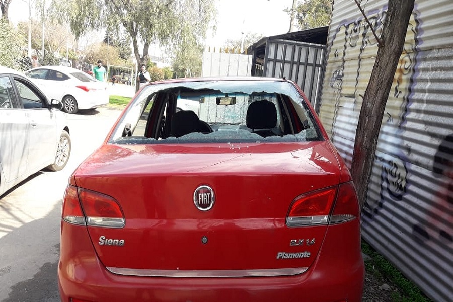 El auto en el que fue detenido Padilla (foto: cortesía La Tercera)