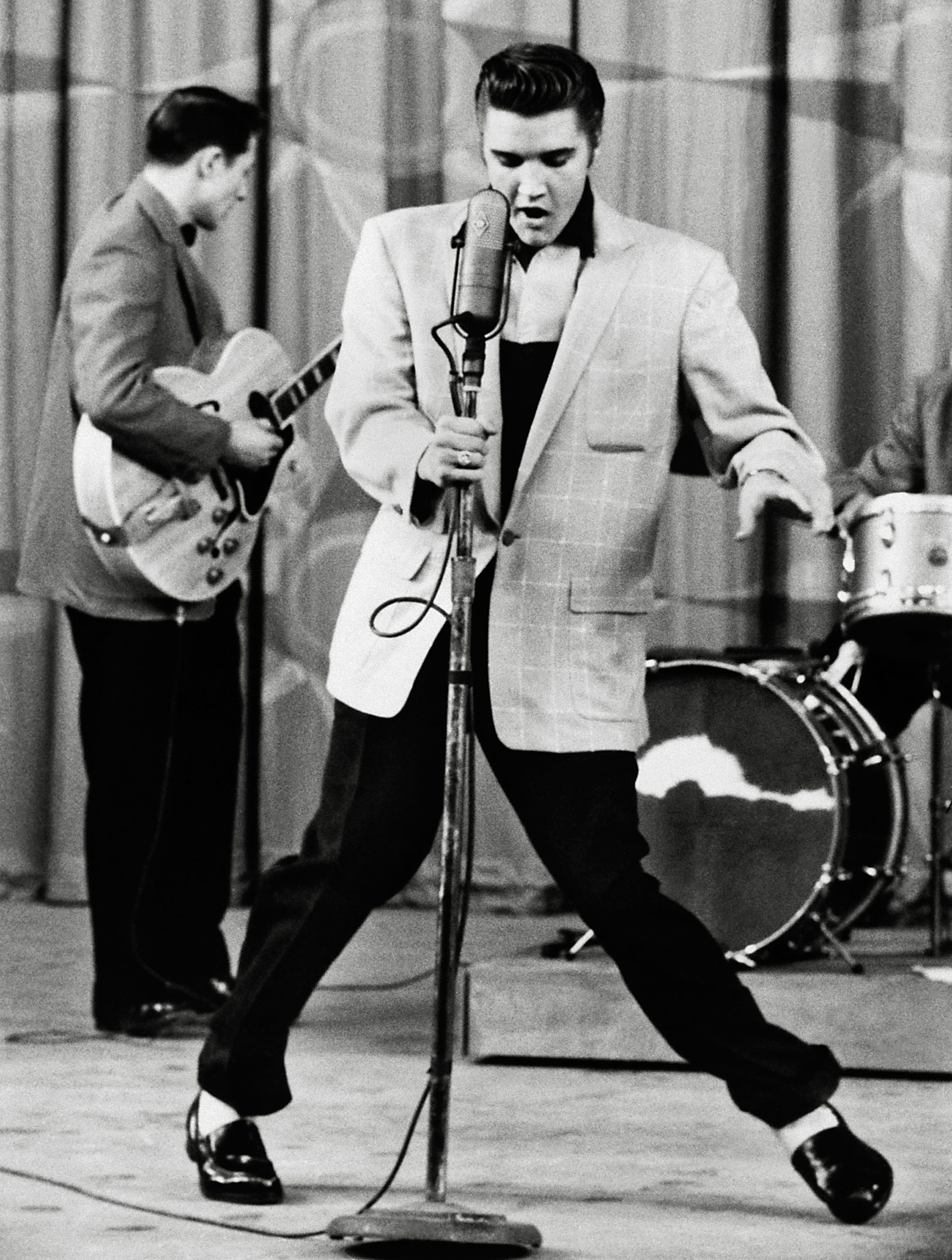 Sabías que David Bowie, Elvis Presley y Stephen Hawking nacieron un día como hoy 8 de enero - Infobae