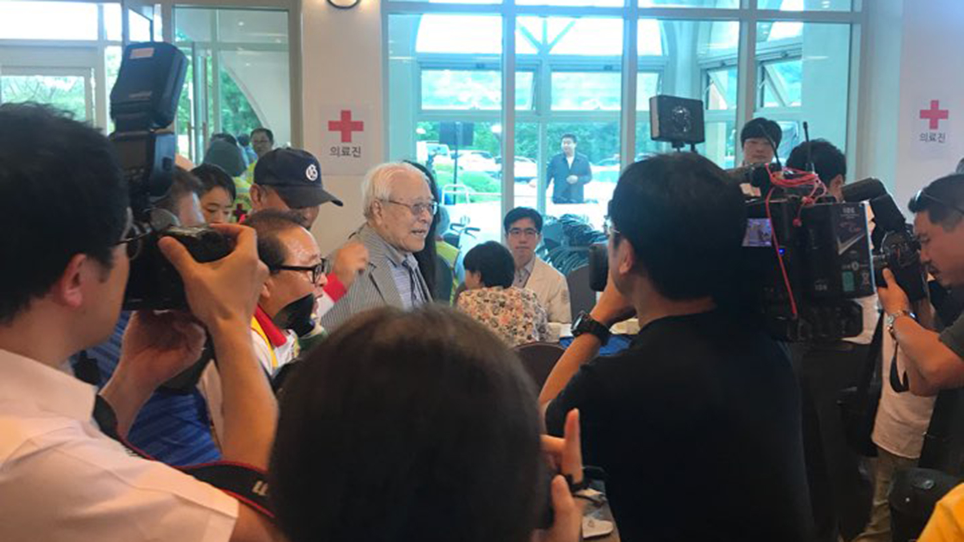 Histórico reencuentro de surcoreanos con sus familiares en Corea del Norte
