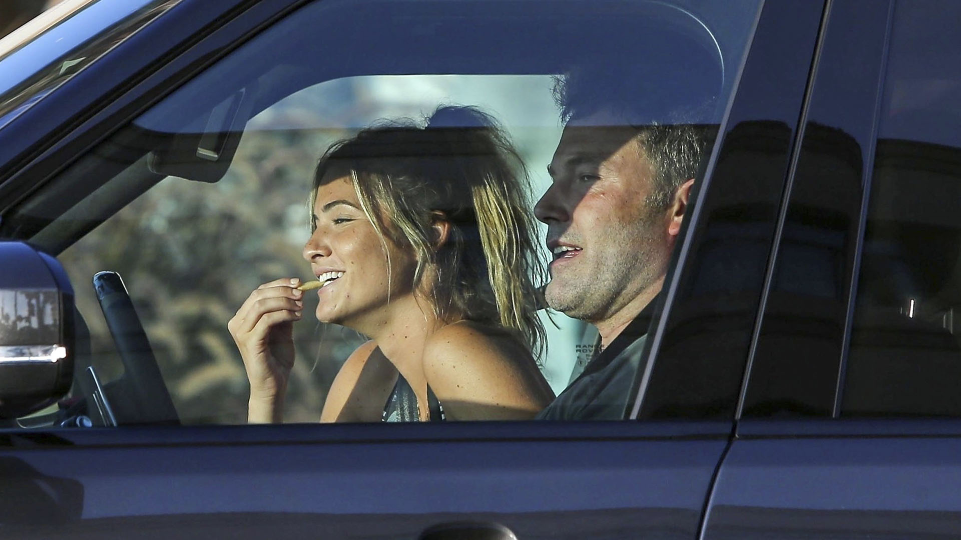 Ben Affleck y su nueva novia, Shauna Sexton (The Grosby Group)