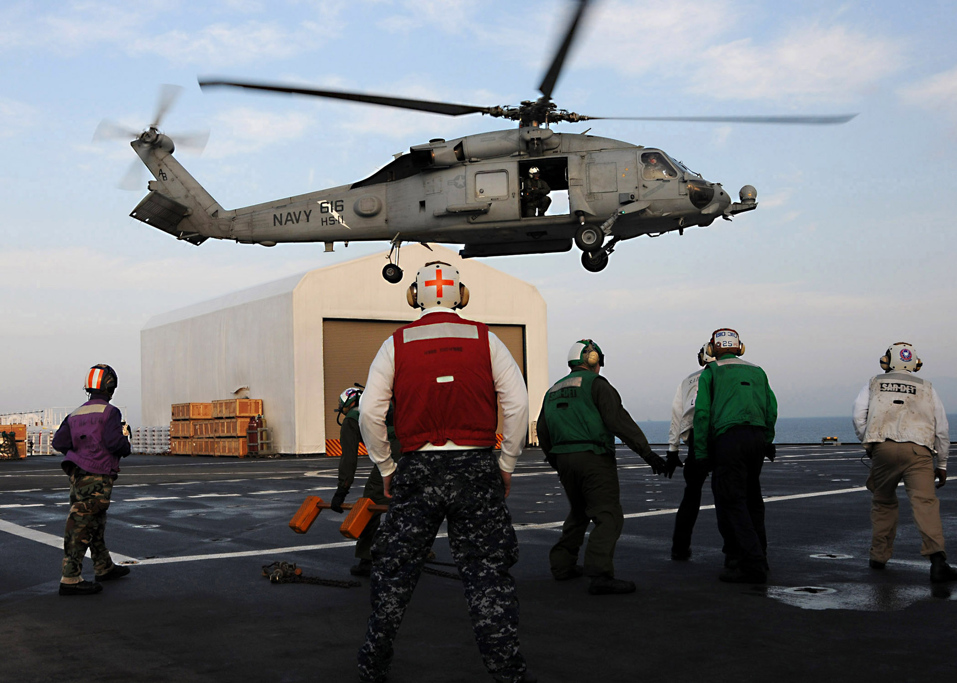 El USNS Comfort cuenta con un helipuerto