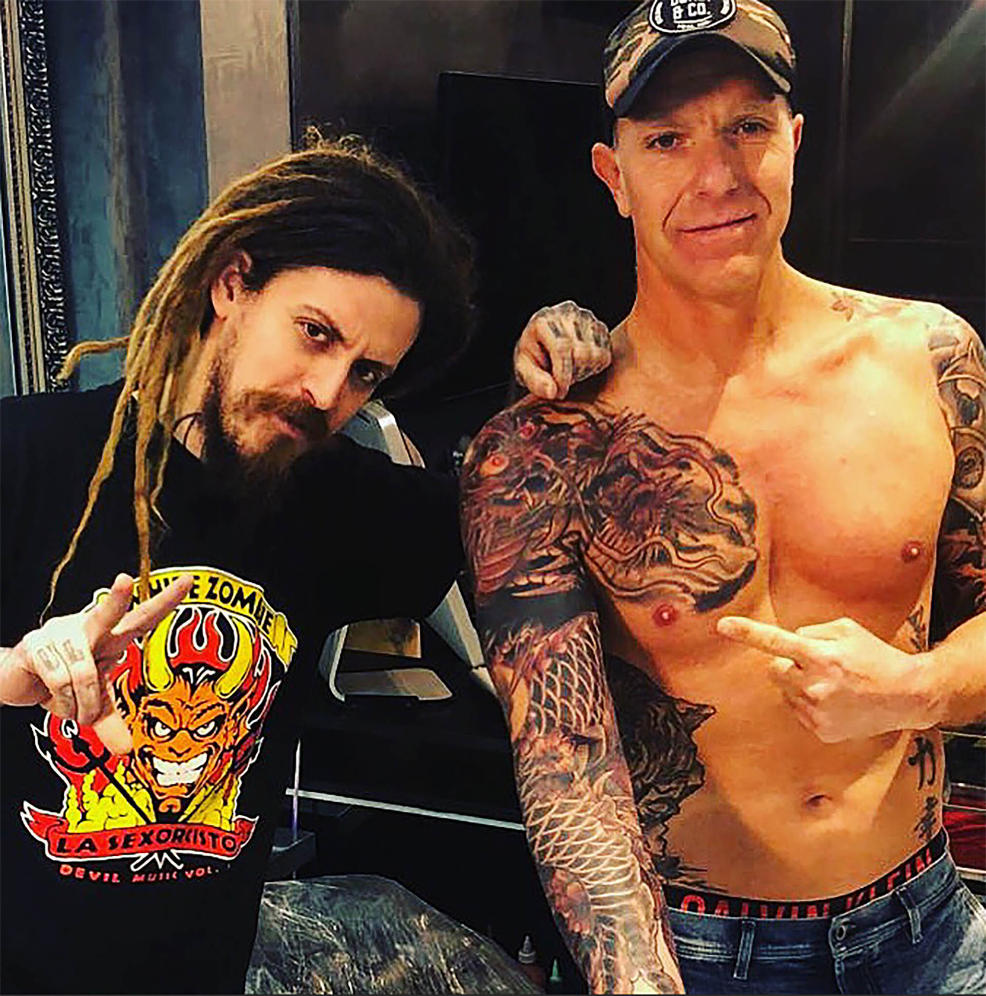Alejandro Fantino mostró cómo quedó el enorme tatuaje que se realizó en uno de sus brazos y parte de su torso. El conductor se sometió a largas sesiones para completar este diseño de estilo oriental