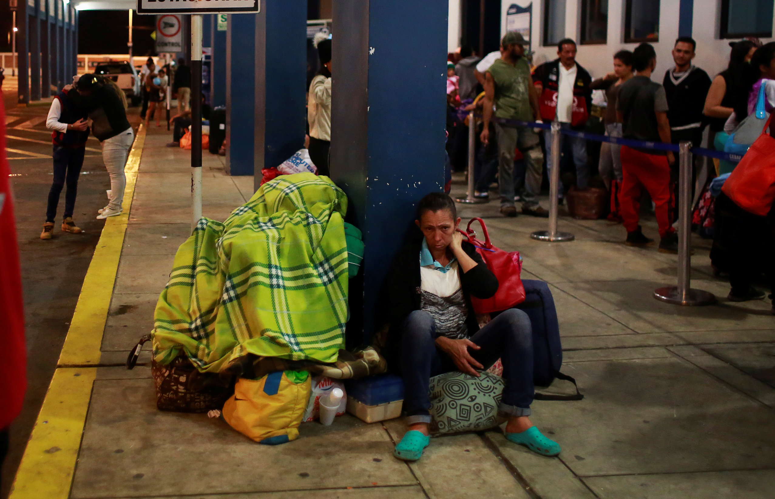 Migraciones atiende 2.200 citas al día para tramitar el Permiso Temporal de Permanencia y que esta cifra de atenciones se podría incrementar próximamente para poder registrar a todos