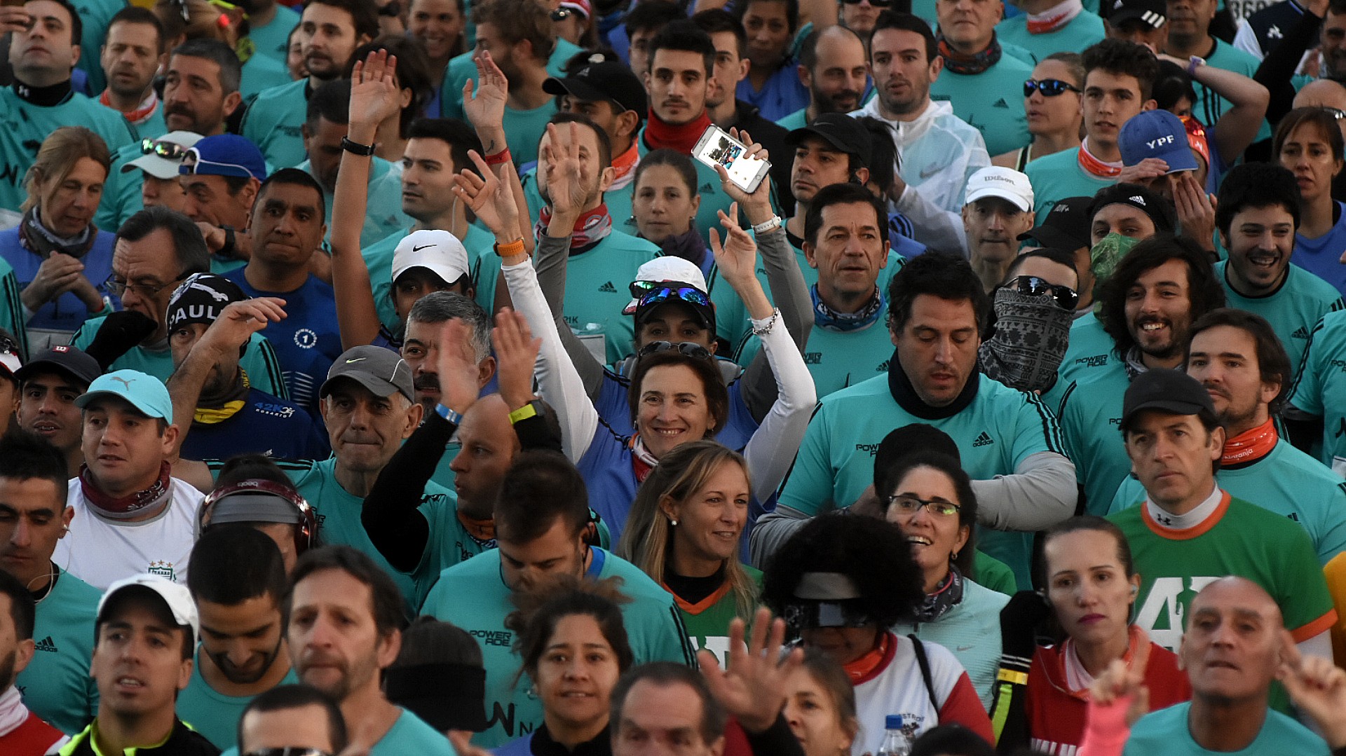 A pesar de que la presencia masculina en el evento sobrepasa a la femenina con creces, este año, el 35% de los inscritos son mujeres