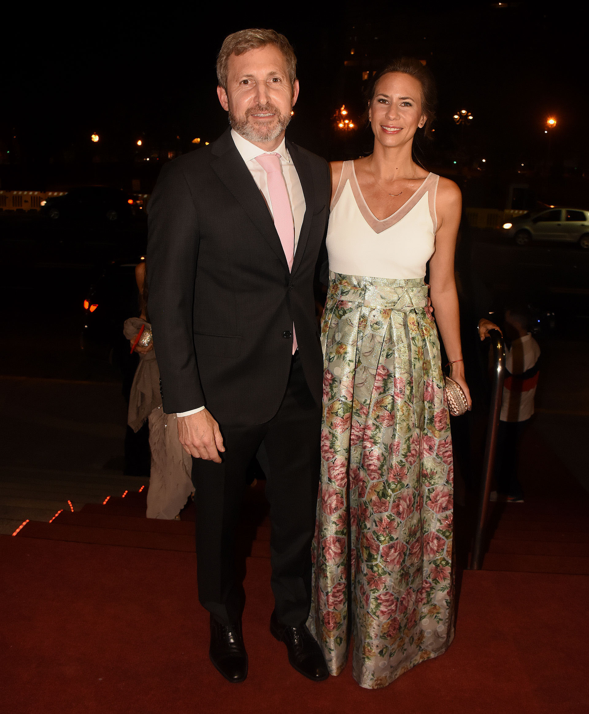 Rogelio Frigerio, ministro de Interior, y su mujer Victoria Costoya