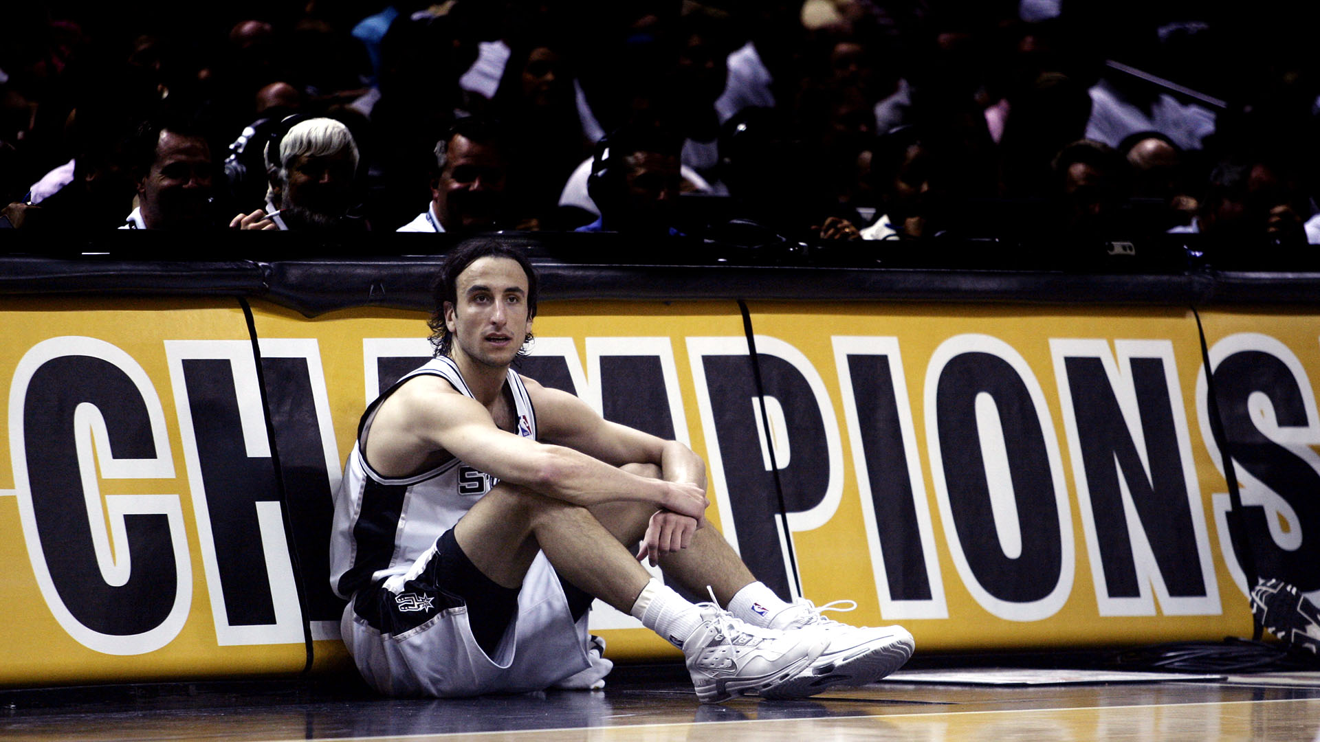 La elección de Manu Ginóbili hizo un click (AFP PHOTO / JEFF HAYNES)