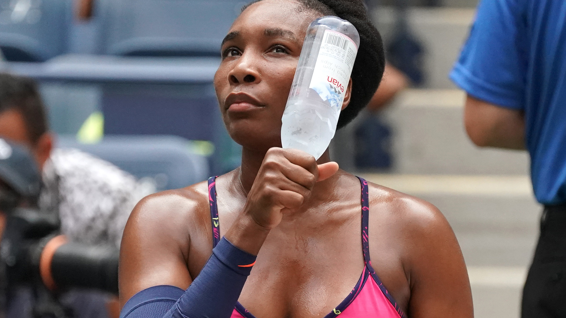 Venus Williams padeció el calor ante la rusa Svetlana Kuznetsova