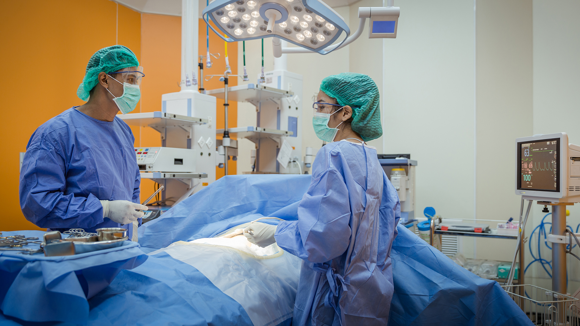 Si el fallecido no dejó constancia de que no quería donar sus órganos, para la ley es donante (Getty)