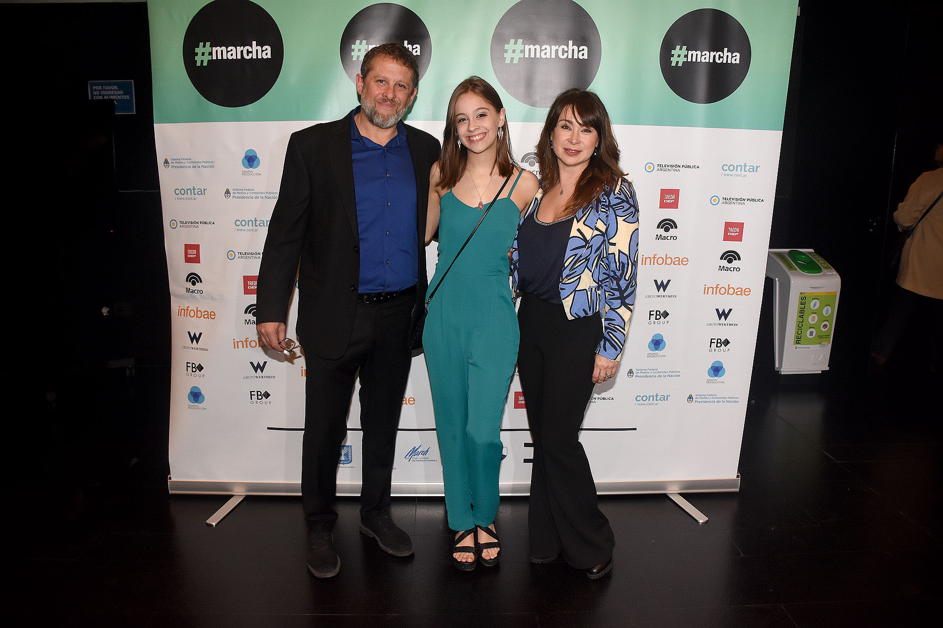 Marcos Gorbán junto a su mujer Silvina y su hija Camila Gorbán Acosta, quien participó del documental