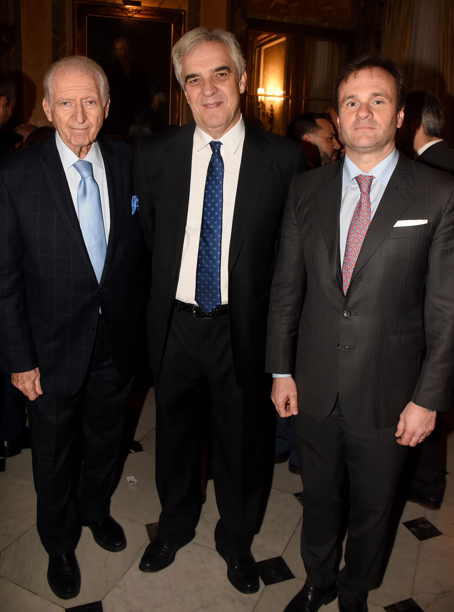 Saúl Rotsztain junto al embajador de España en la Argentina, Javier Sandomingo, y el director de Relaciones Institucionales de La Rural, Juan Pablo Maglier