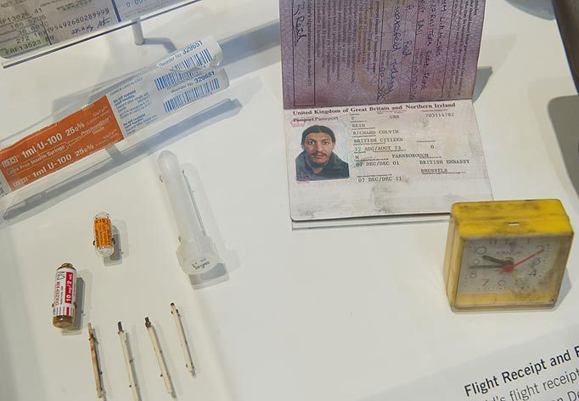 El pasaporte de Richard Reid, un terrorista de Al Qaeda que intentÃ³, sin Ã©xito, realizar otro ataque el 22 de septiembre de 2001