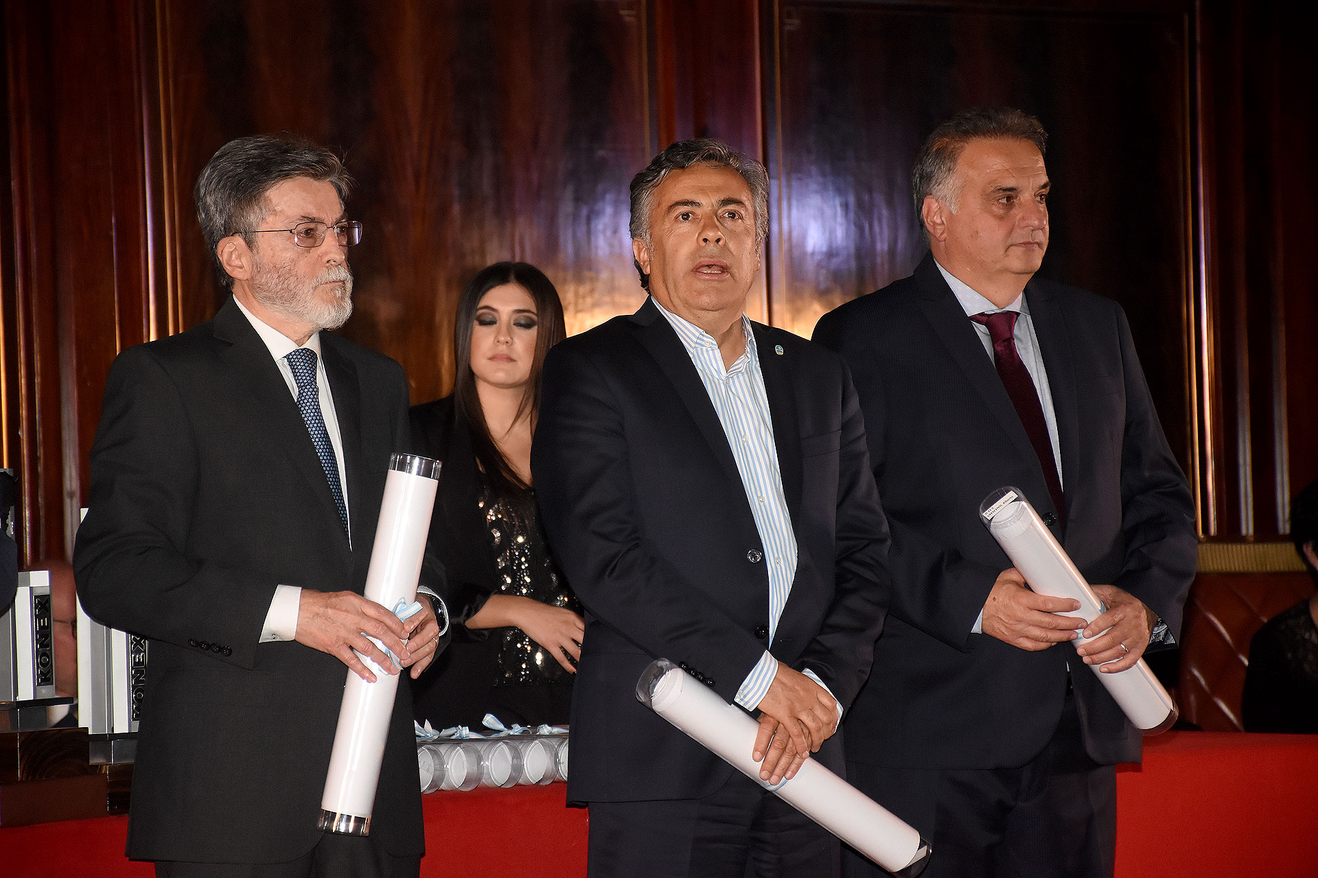 El ex titular de la AFIP; Alberto Abad; el gobernador de Mendoza, Alfredo Cornejo, y el titular del Sistema de Atención Médica de Emergencias (SAME), Alberto Crescenti