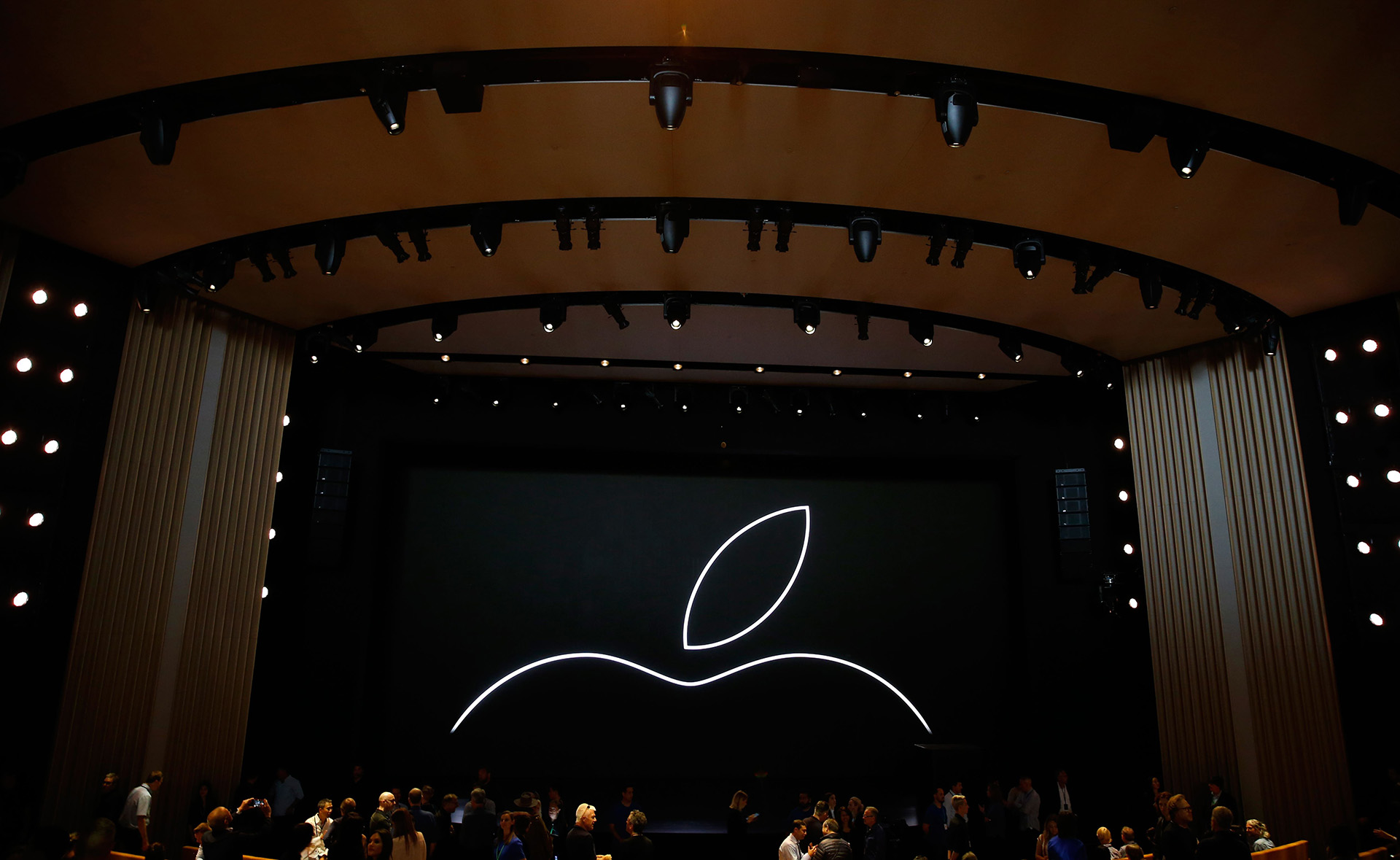Apple vuelve a presentar sus nuevos productos en el teatro Steve Jobs de la sede central de la compañía en Cupertino, California (Reuters)