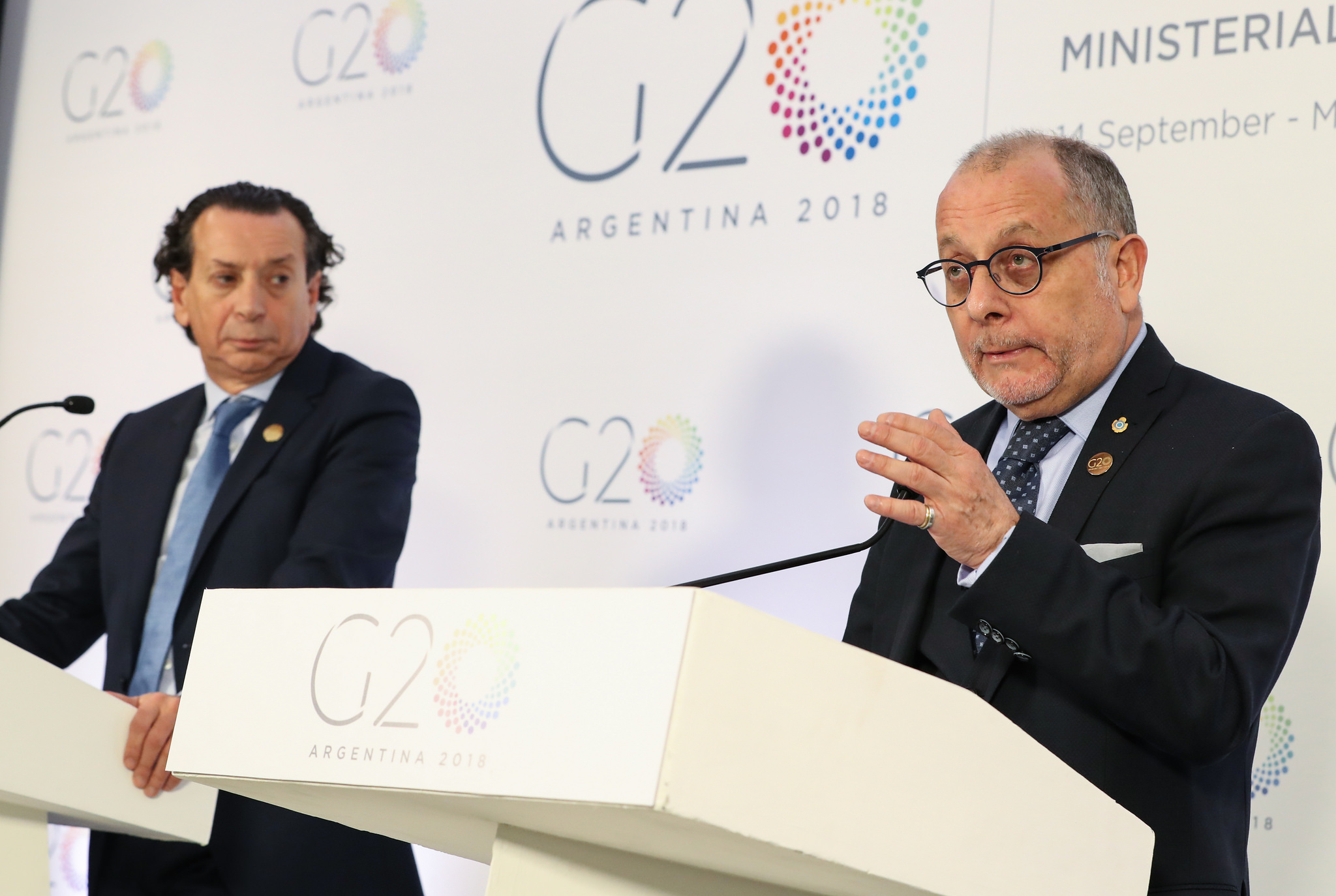 Jorge Faurie y Dante Sica, en la conferencia final tras la cumbre de Comercio del G20 