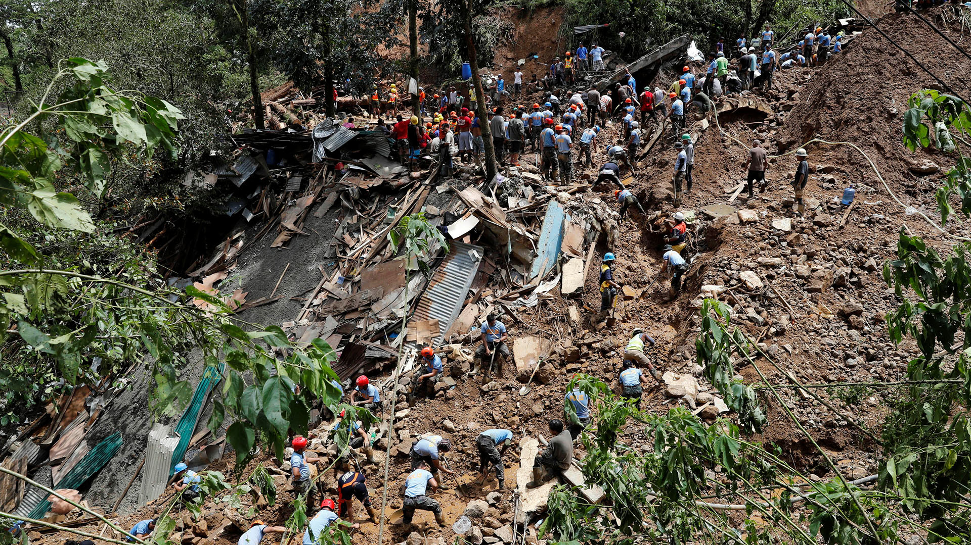 En septiembre, el tifón Mangkhut golpeó a China y Filipinas con vientos de hasta 330 kilómetros por hora. Dejó 133 muertos y destruyó unas 10 mil viviendas