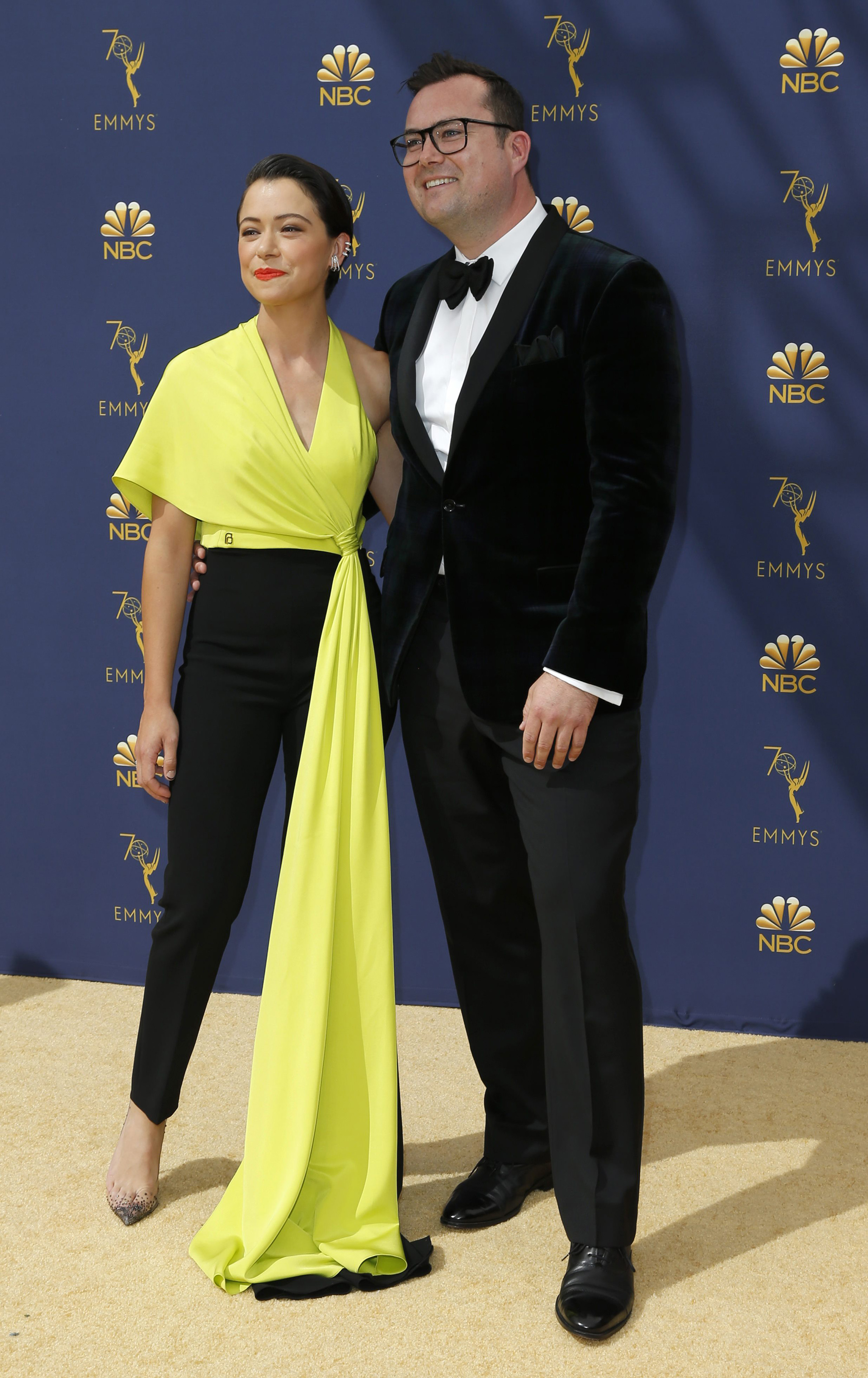 Tatiana Maslany y Kristian Bruun.