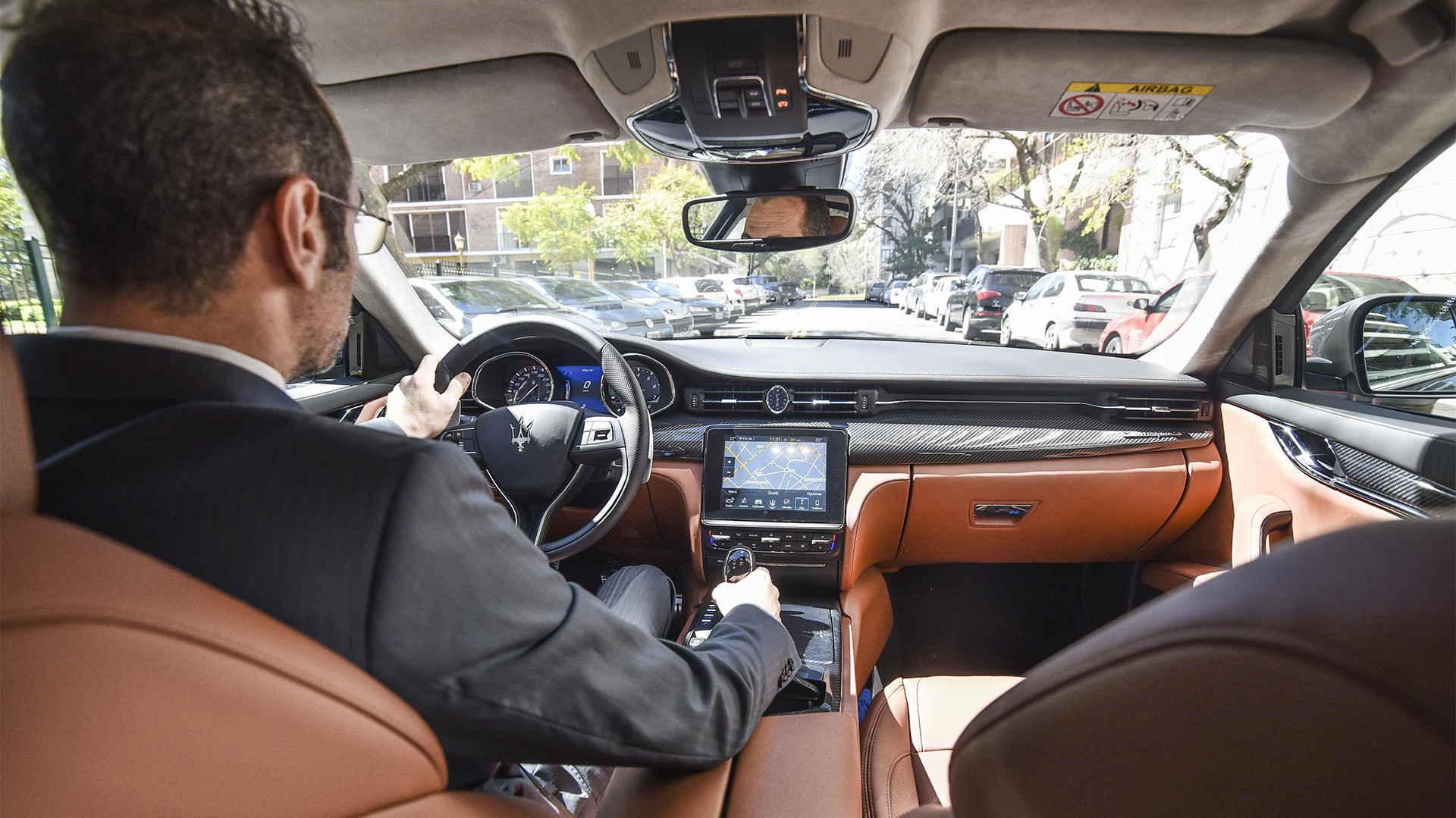 El interior de uno de los autos súper premium que llegan a la Argentina (Guille Llamos)