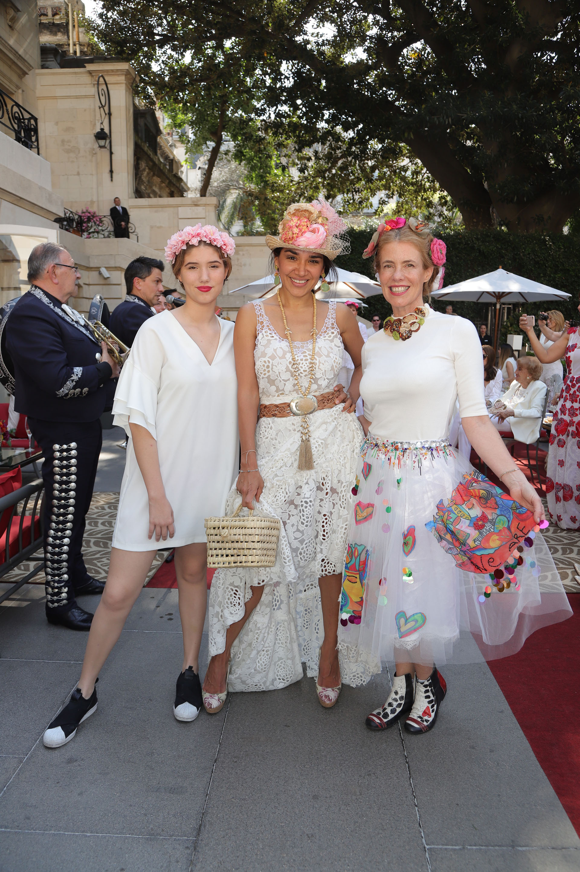 Sathya, Vivi Gallo y Pato Gil