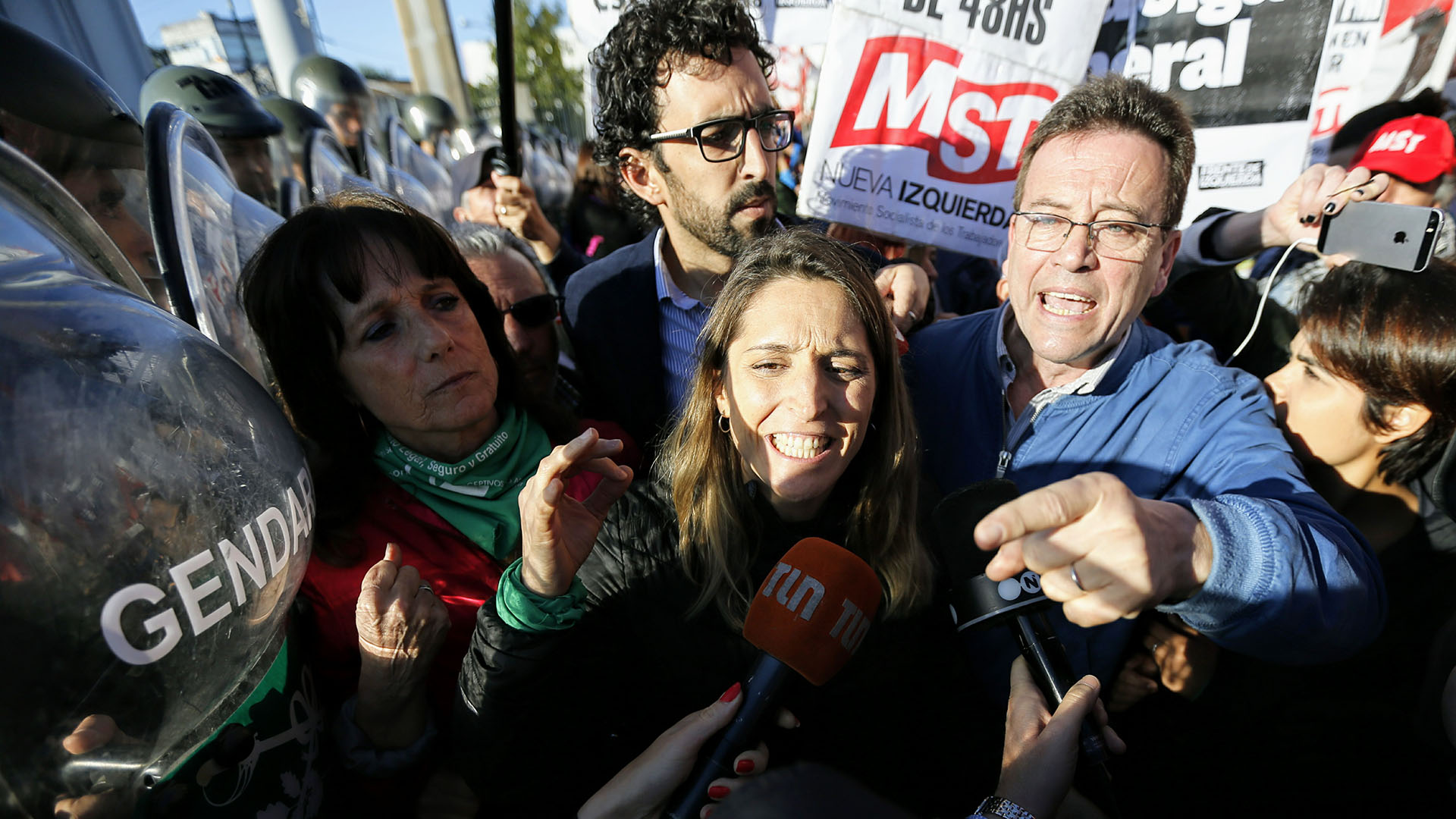 Partidos de izquierda convocaron a cortar distintos accesos: en esta foto, Panamericana y 197