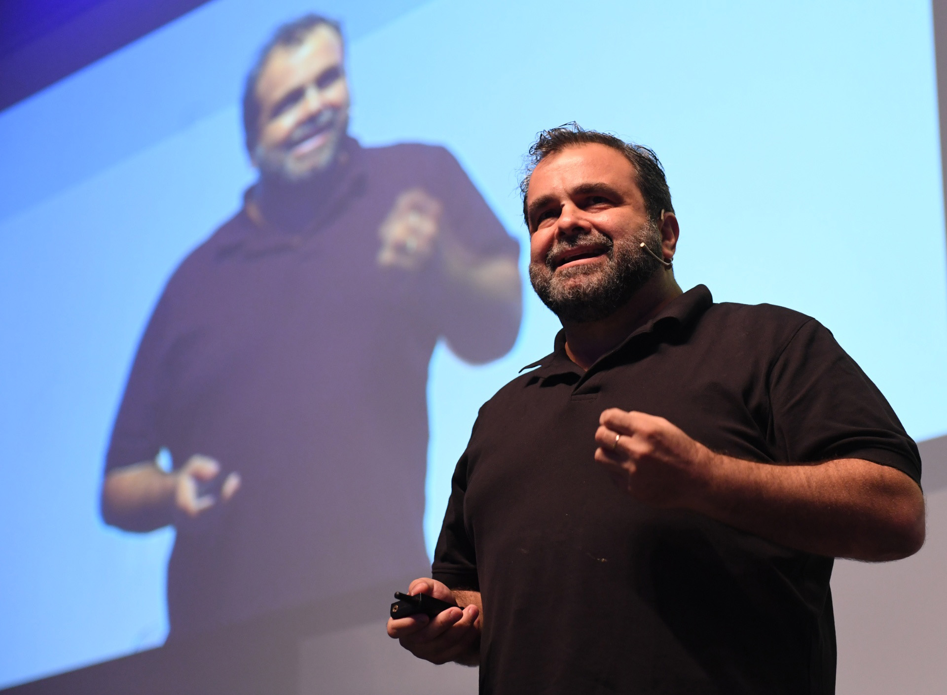 “Hacer un buen trabajo es ser feliz en el trabajo”, explicó Gonzalo Figari de Dentsu X