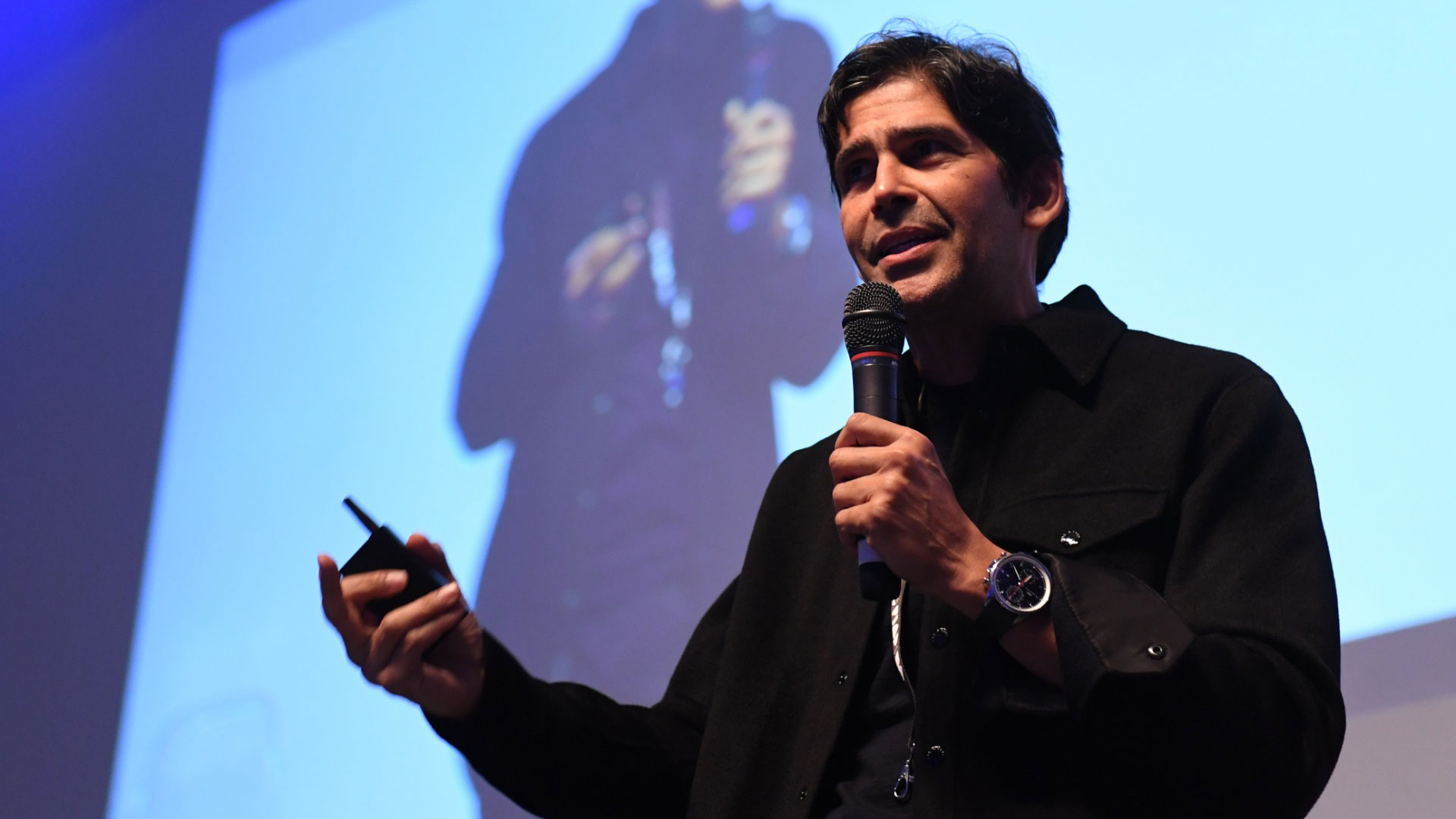 Para Santana, “la televisión está en un proceso de transformación severa al que debemos estar atentos”, expresó durante su conferencia en el FIAP 2018