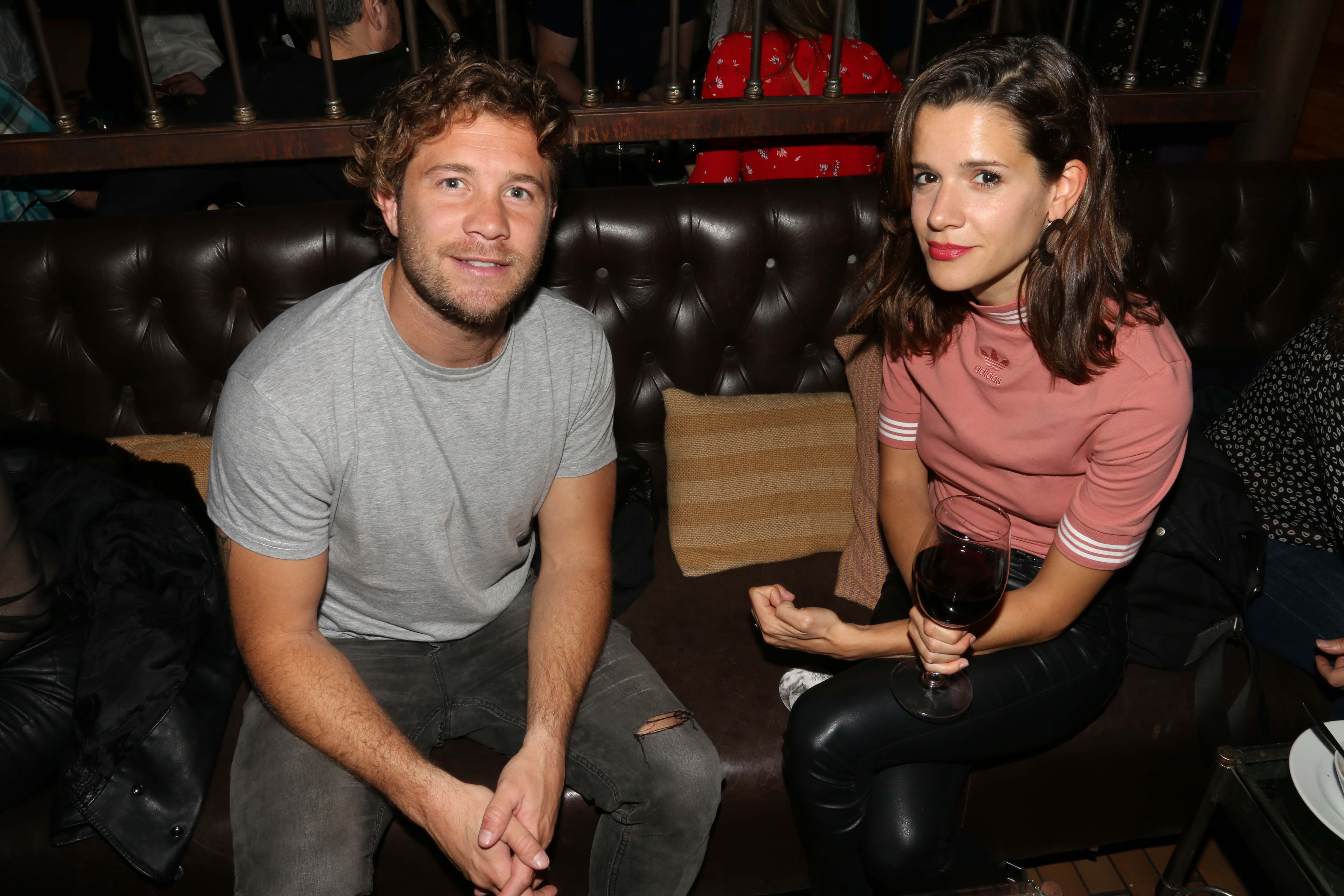 Nico Riera y Violeta Urtizberea, que fueron compañeros en “Las Estrellas”, se reencontraron en el festejo del 6º aniversario de Pony Line Bar