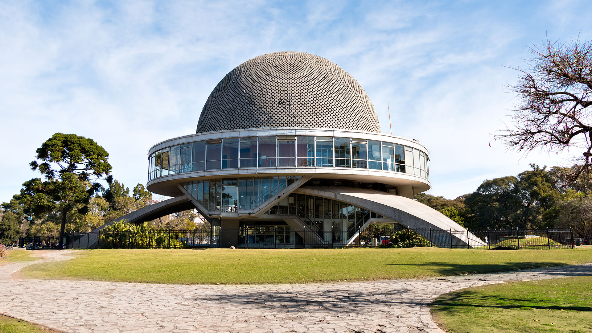 El Planetario de Buenos Aires abrió sus puertas para una vigilia muy especial (Getty)