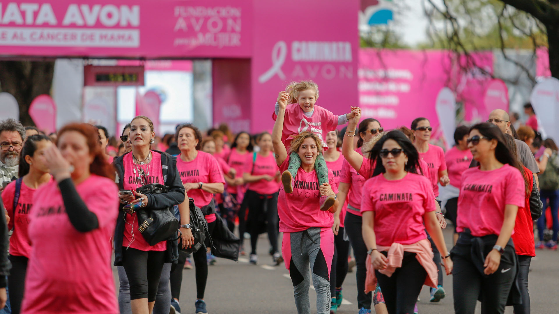 “Con las inscripciones seguimos financiando el recorrido del Mamógrafo Móvil AVON-LALCEC, que recorre todo el país llegando a mujeres que no tienen acceso a este estudio”, agregó Yanuzzio