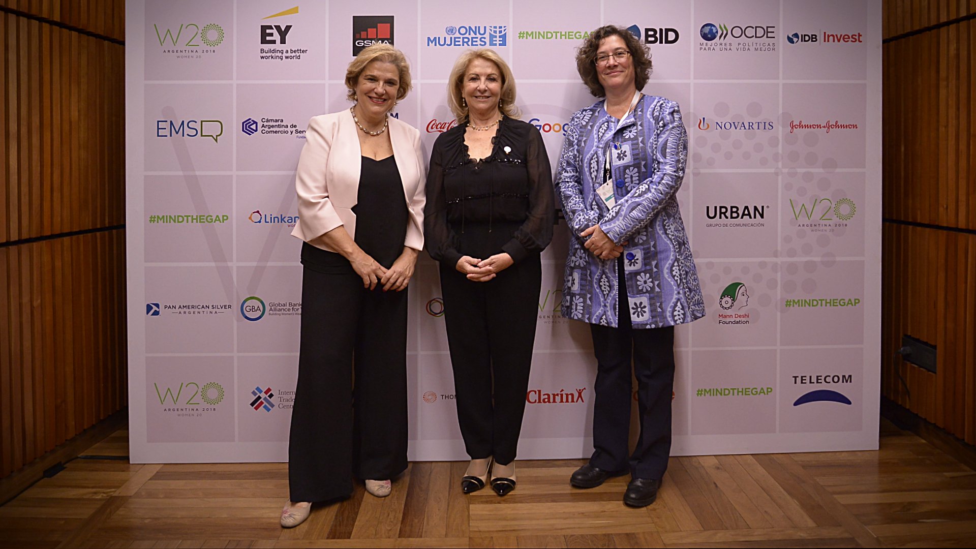 Pilar Rahola, Susana Balbo y Sonia Jorge, de la Alliance for Affordable Internet