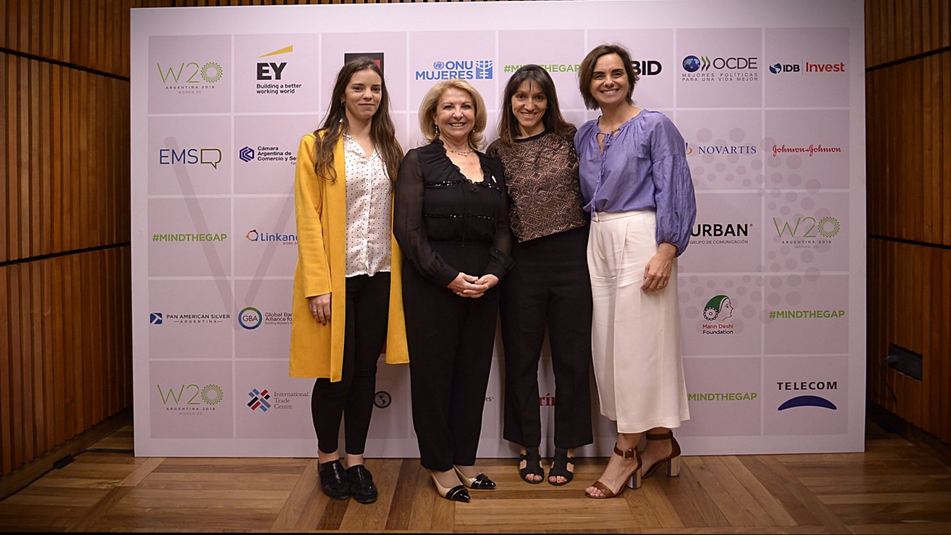 El equipo del W20: la Directora de Asuntos Institucionales, Victoria Marenssi; la chair Susana Balbo, Carolina Villanueva, Directora de Contenidos; y Juliana Bonetto, directora Ejecutiva