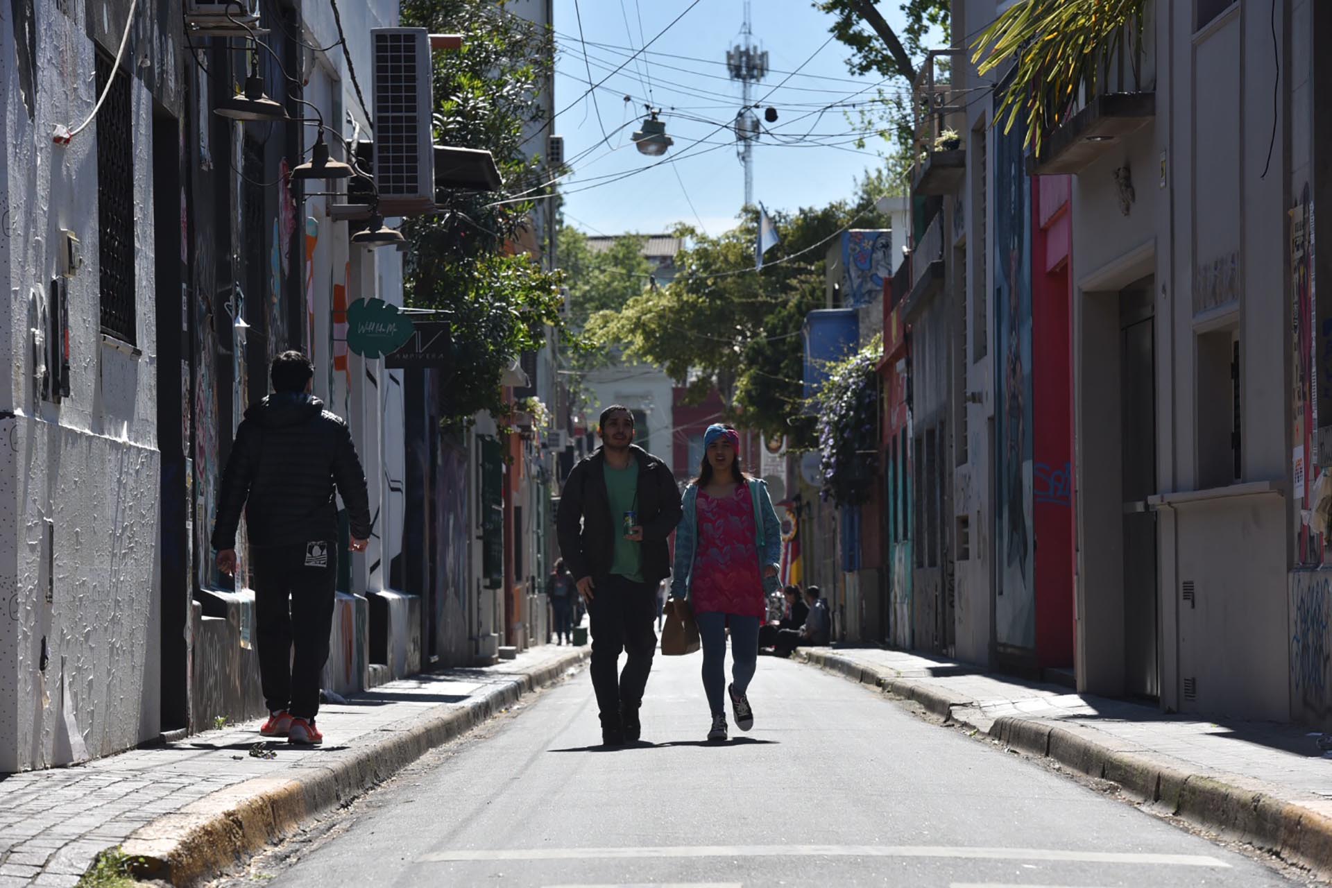 El pasaje se extiende por tres cuadras en uno de los puntos más turísticos de la ciudad: está entre Uriarte y Gurruchaga, y atraviesa Thames y Jorge Luis Borges (Guille Llamos)