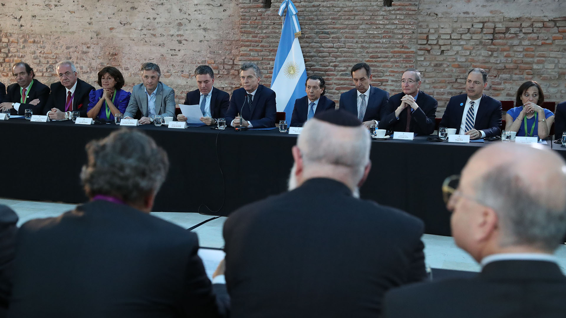 El presidente encabezó el encuentro del B20 junto a Nicolás Dujovne y Dante Sica