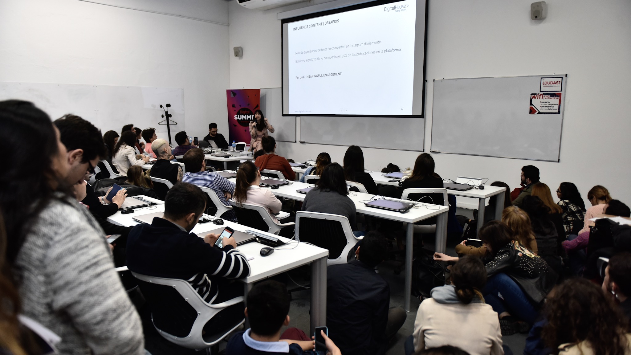 Cerca de 300 personas acudieron a las diferentes charlas
