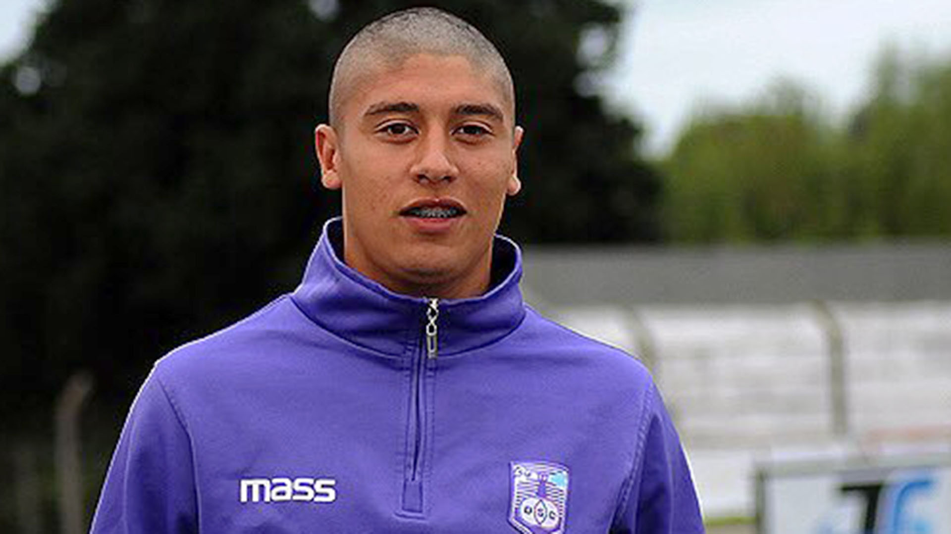 El uruguayo Facundo Milán juega en Defensor Sporting (@UruguayanHeroes)