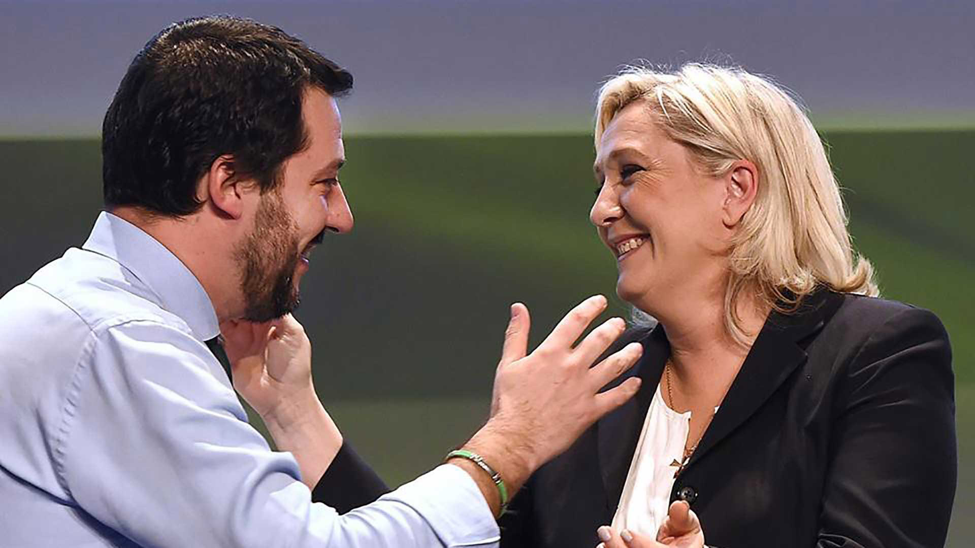 Matteo Salvini y Marine Le Pen, aliados de cara a las elecciones europeas del próximo año. Foto: Twitter @matteosalvinimi