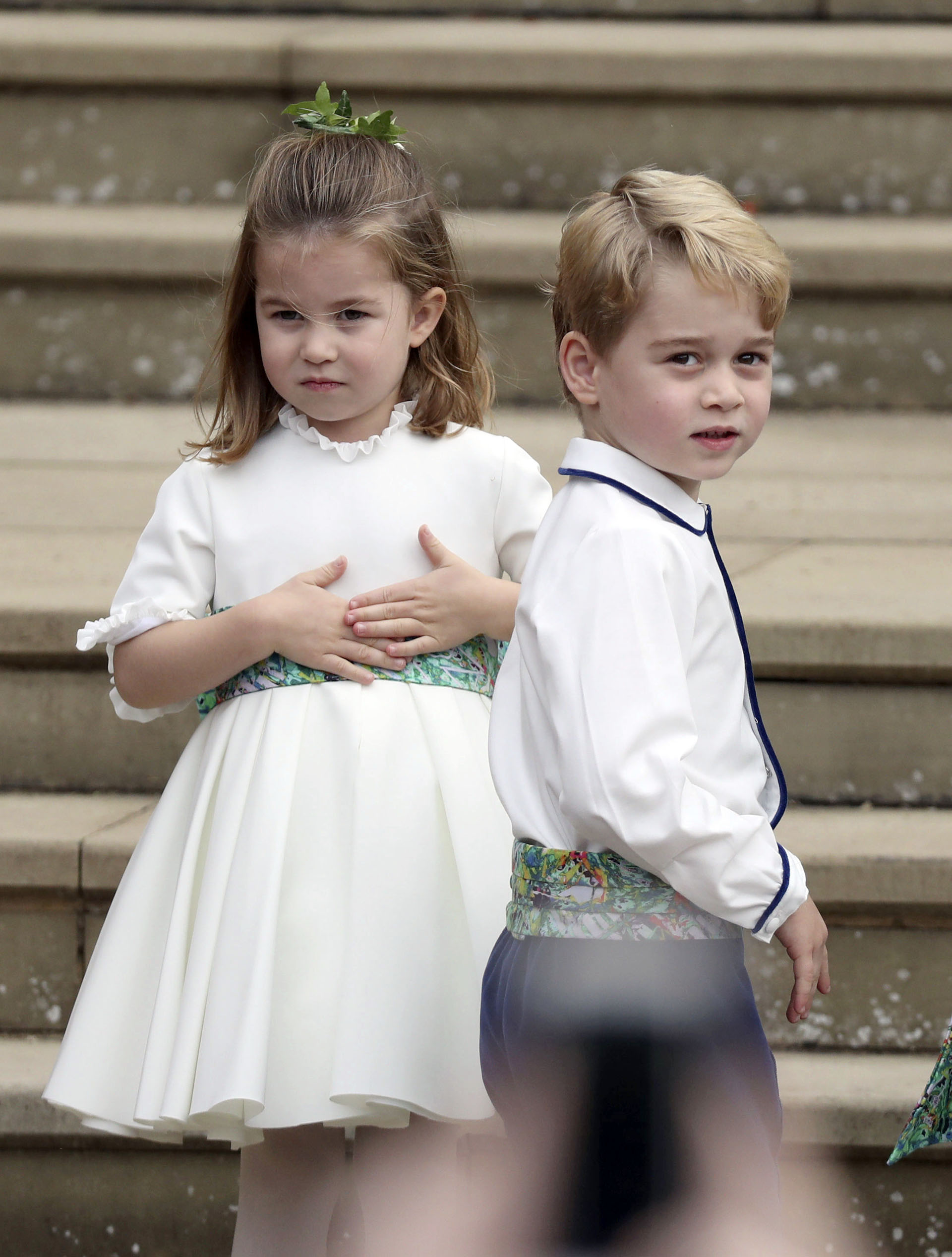 Los principitos George y Charlotte, parte del cortejo