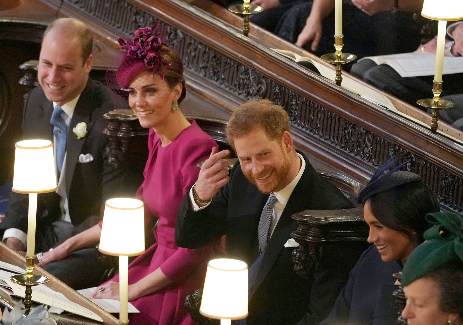 Willim y Harry con Kate Middleton y Meghan Markle en el casamiento de la princesa Eugenie